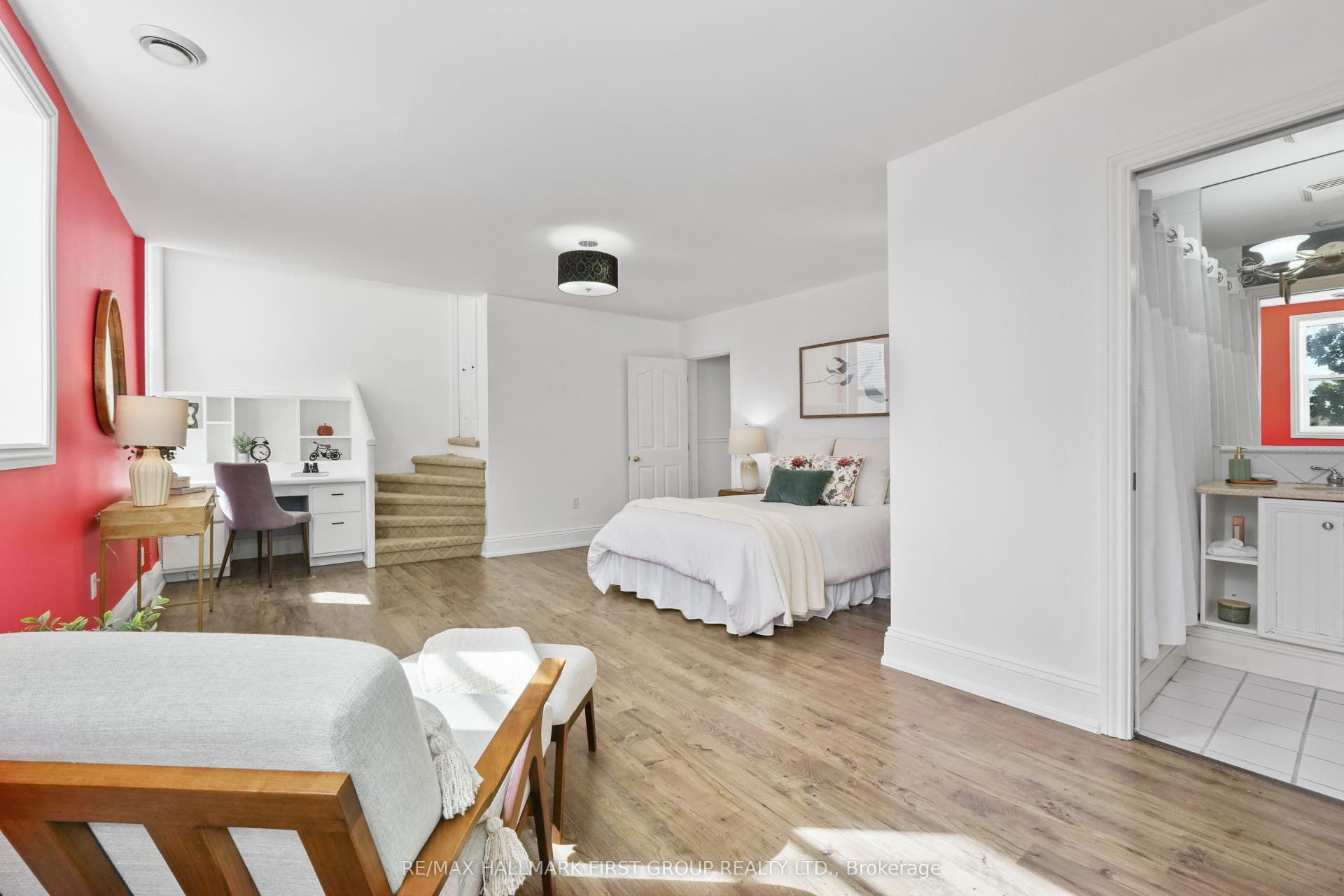 19 King Street W, #202, Cobourg, Northumberland ON K9A 2M1