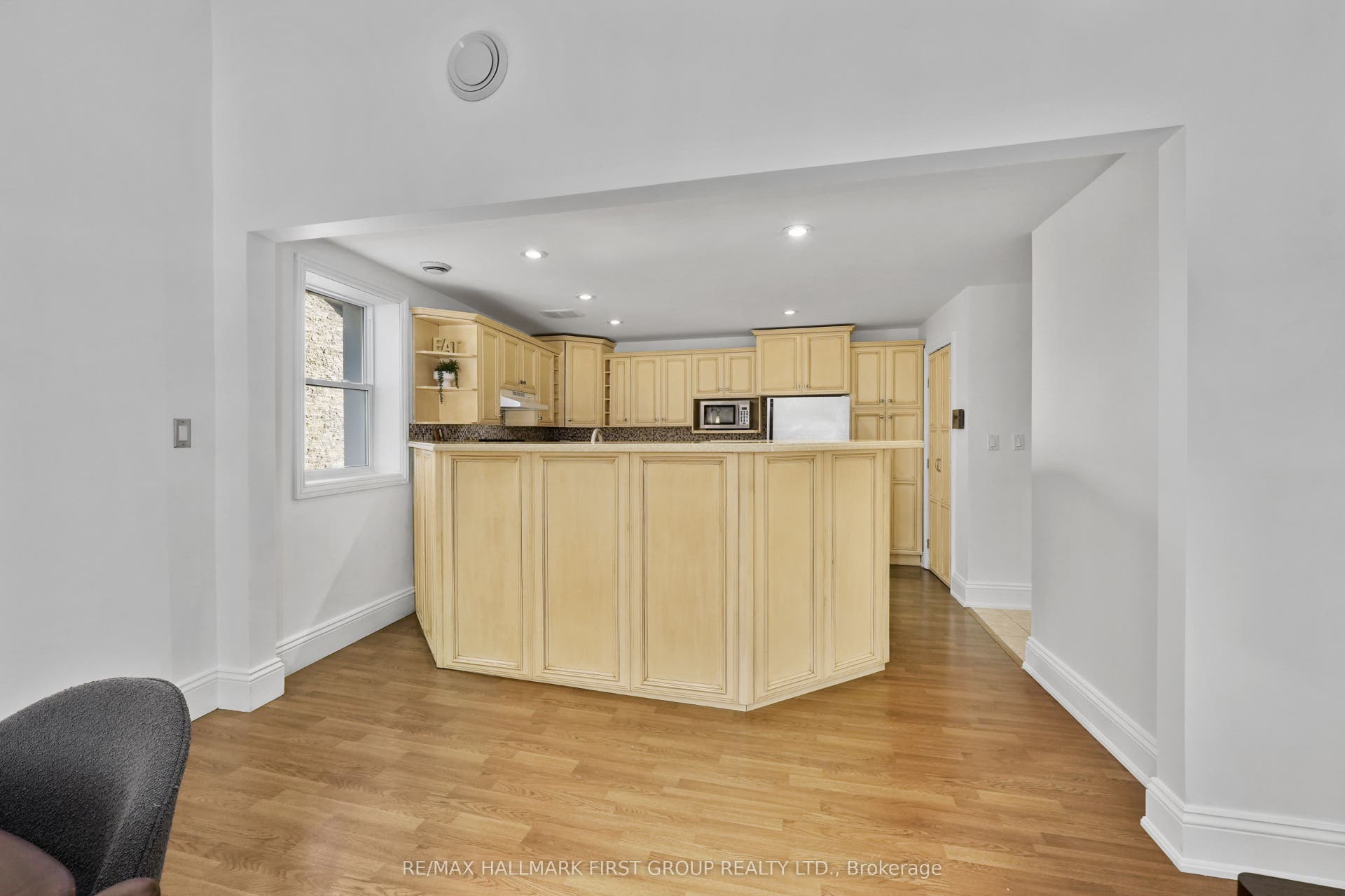 19 King Street W, #202, Cobourg, Northumberland ON K9A 2M1