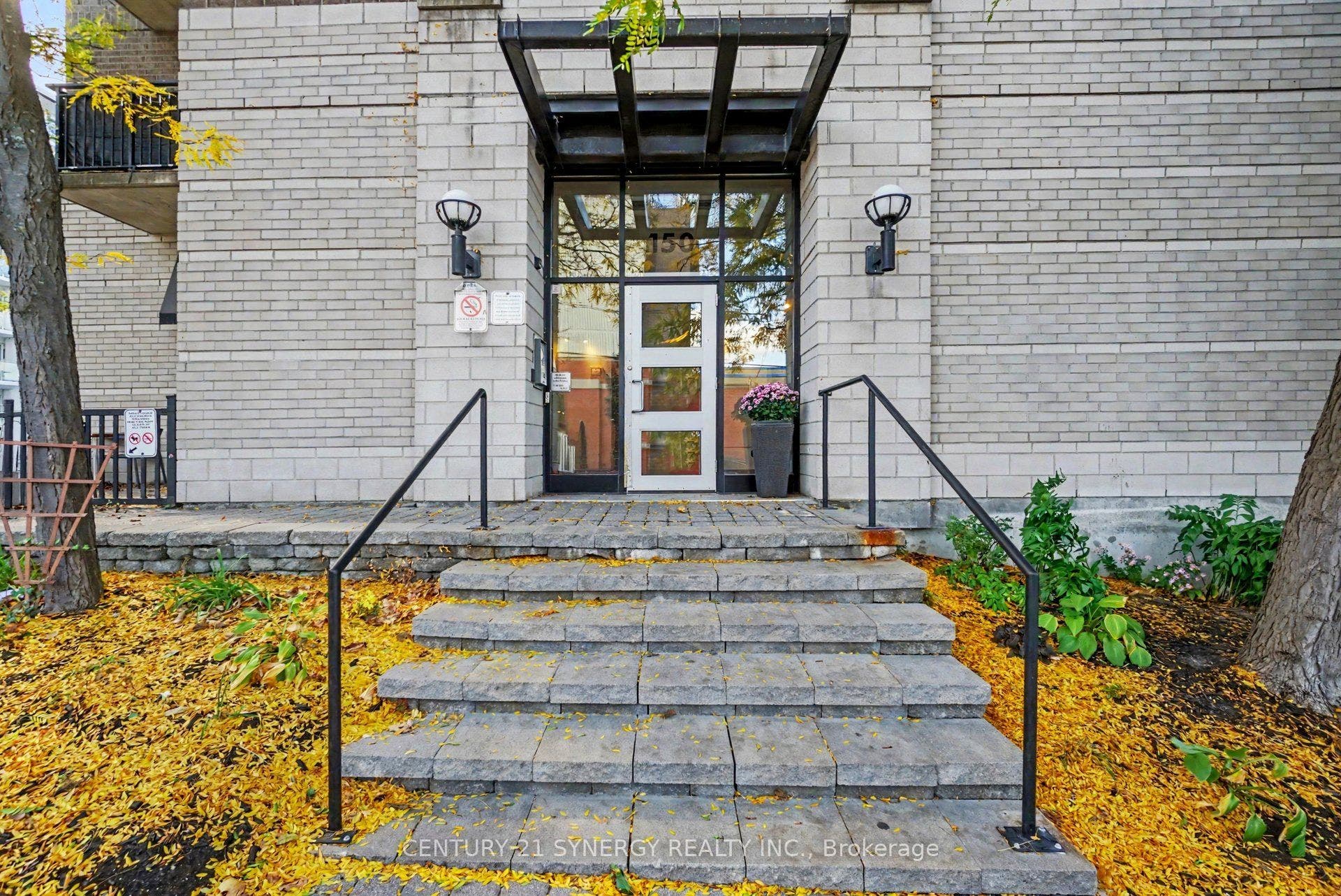 150 Caroline Avenue, #PH4, Tunneys Pasture And Ottawa West, Ottawa ON K1Y 4X8 150 Caroline Avenue, #PH4, Tunneys Pasture And Ottawa West, Ottawa ON K1Y 4X8