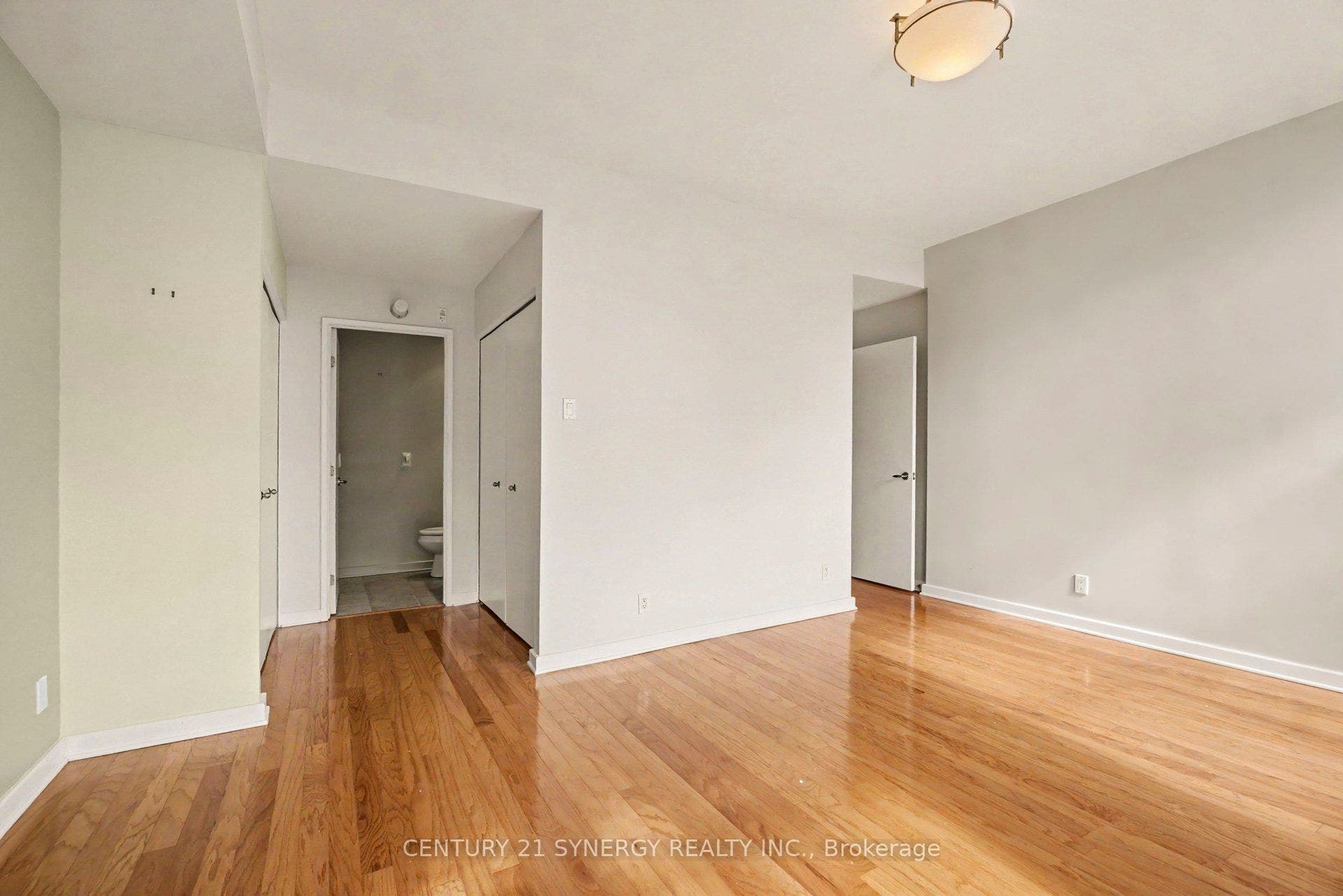 150 Caroline Avenue, #PH4, Tunneys Pasture And Ottawa West, Ottawa ON K1Y 4X8 150 Caroline Avenue, #PH4, Tunneys Pasture And Ottawa West, Ottawa ON K1Y 4X8