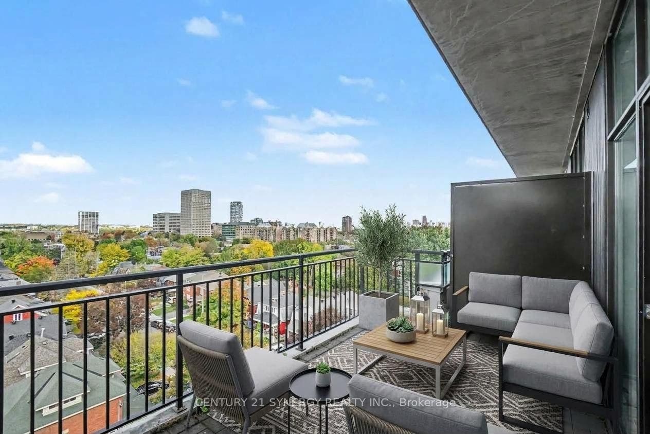 150 Caroline Avenue, #PH4, Tunneys Pasture And Ottawa West, Ottawa ON K1Y 4X8 Virtually Staged
