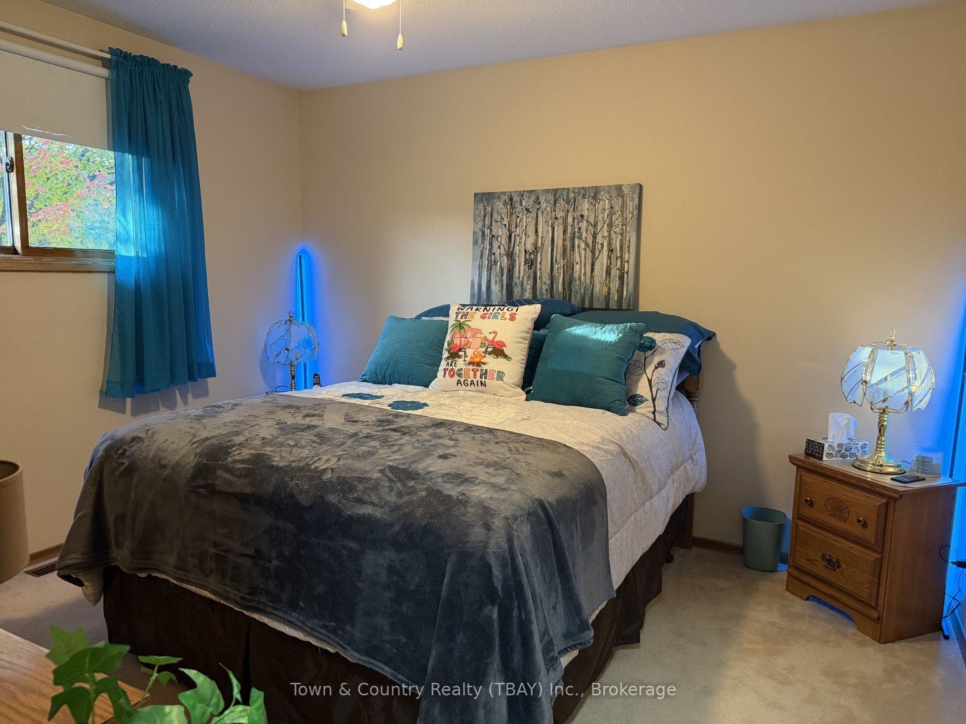 255 London Drive, Thunder Bay, Thunder Bay ON P7A 7Z6