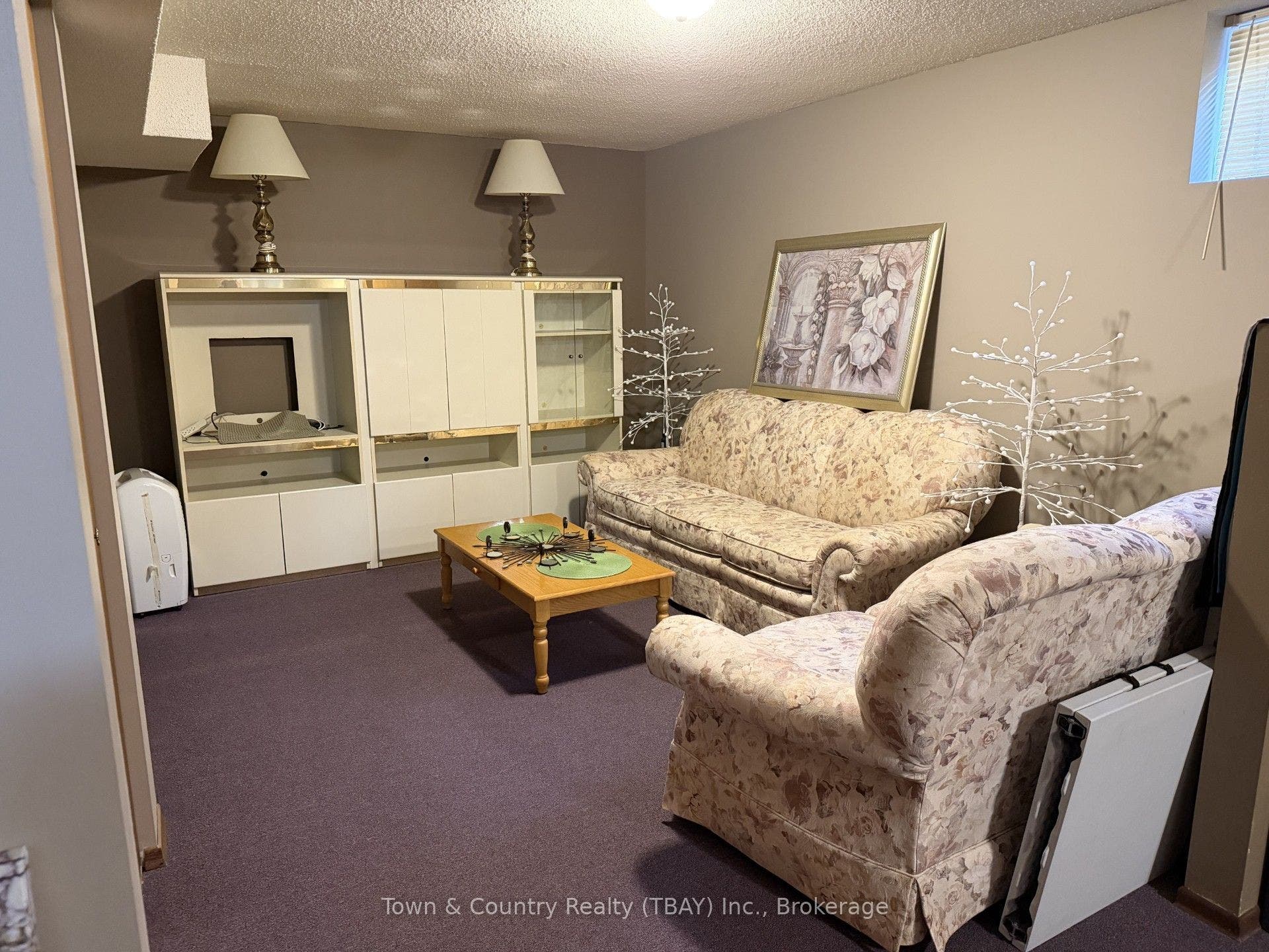 255 London Drive, Thunder Bay, Thunder Bay ON P7A 7Z6