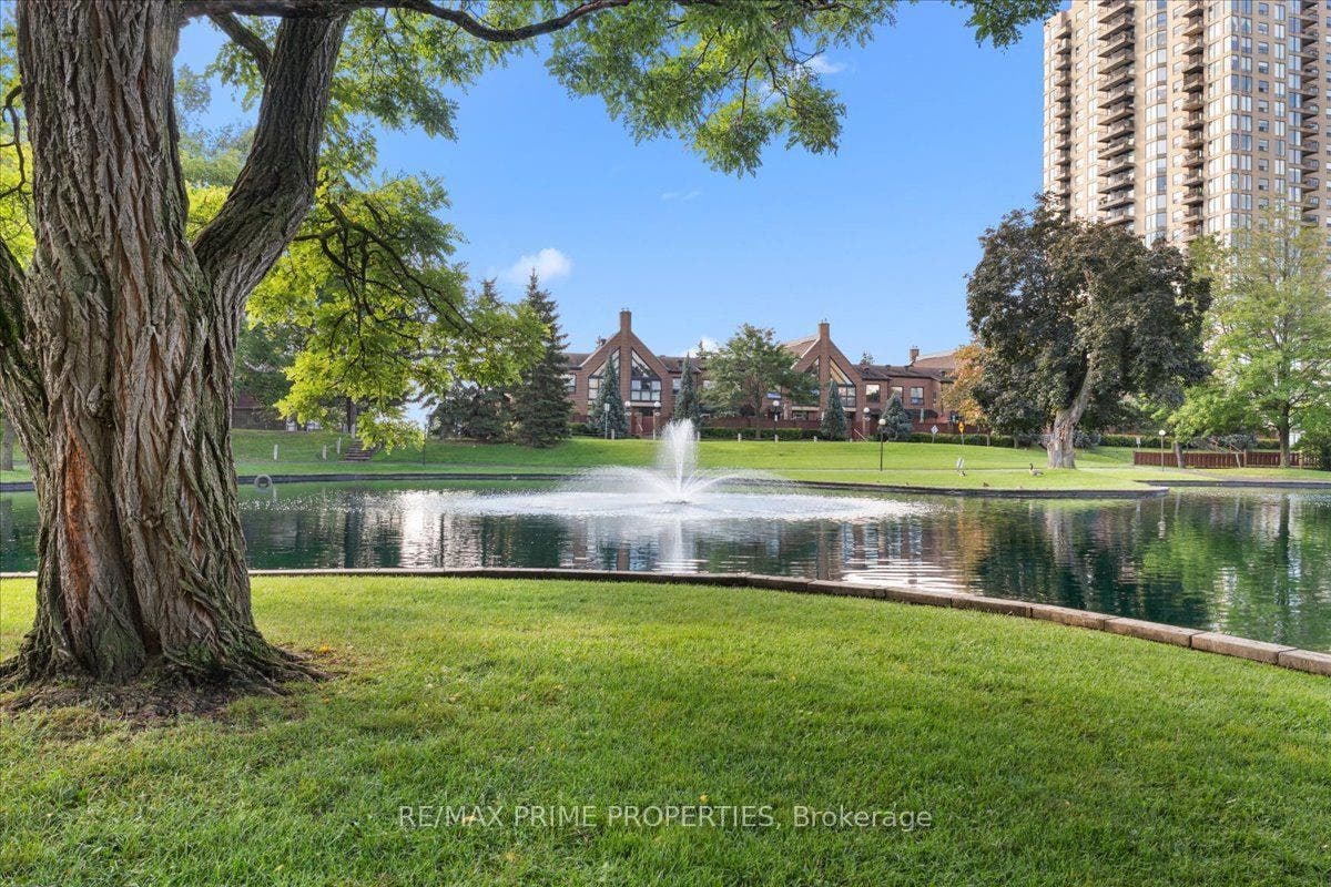525 St. Laurent Boulevard, #4, Manor Park - Cardinal Glen And Area, Ottawa ON K1K 2Z9 525 St. Laurent Boulevard, #4, Manor Park - Cardinal Glen And Area, Ottawa ON K1K 2Z9