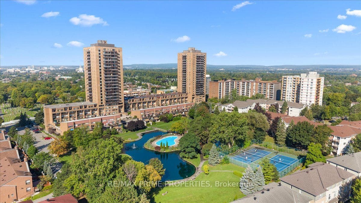 525 St. Laurent Boulevard, #4, Manor Park - Cardinal Glen And Area, Ottawa ON K1K 2Z9 525 St. Laurent Boulevard, #4, Manor Park - Cardinal Glen And Area, Ottawa ON K1K 2Z9
