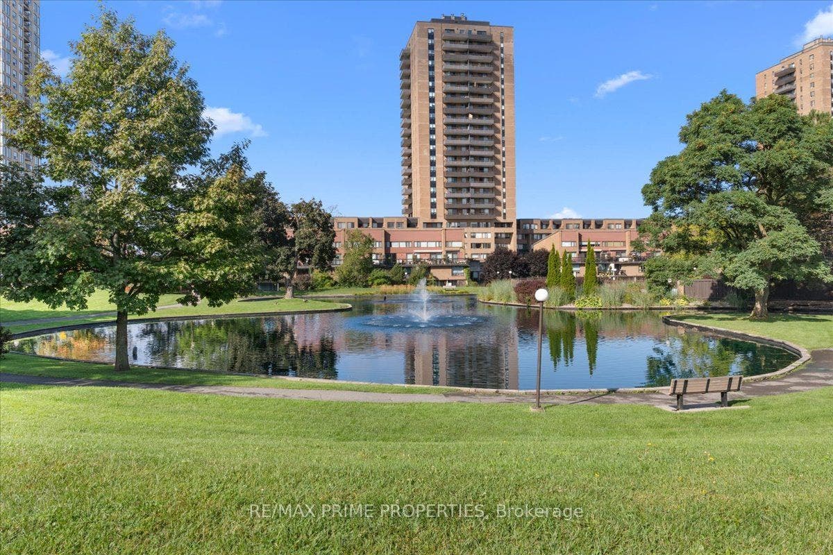 525 St. Laurent Boulevard, #4, Manor Park - Cardinal Glen And Area, Ottawa ON K1K 2Z9 525 St. Laurent Boulevard, #4, Manor Park - Cardinal Glen And Area, Ottawa ON K1K 2Z9
