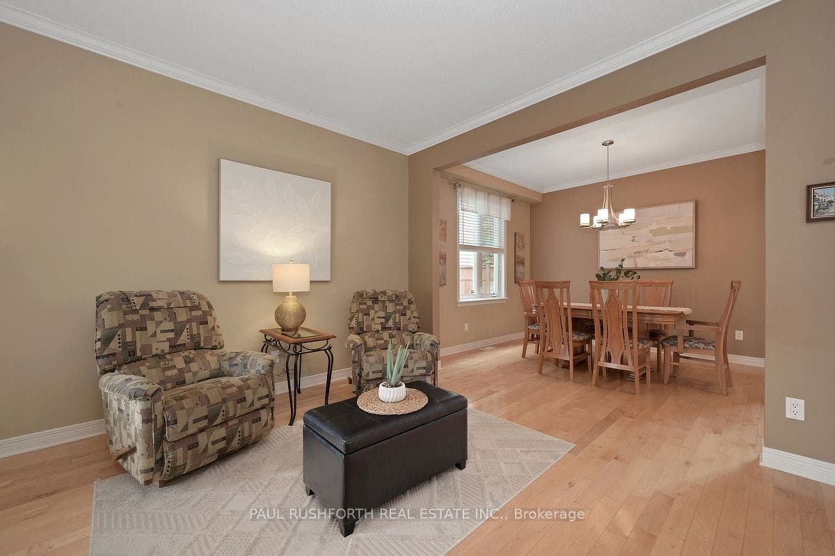 422 Claridge Drive, Barrhaven, Ottawa ON K2J 4Z6 Living Room / Dining Room