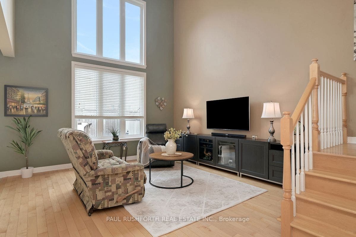 422 Claridge Drive, Barrhaven, Ottawa ON K2J 4Z6 Family Room