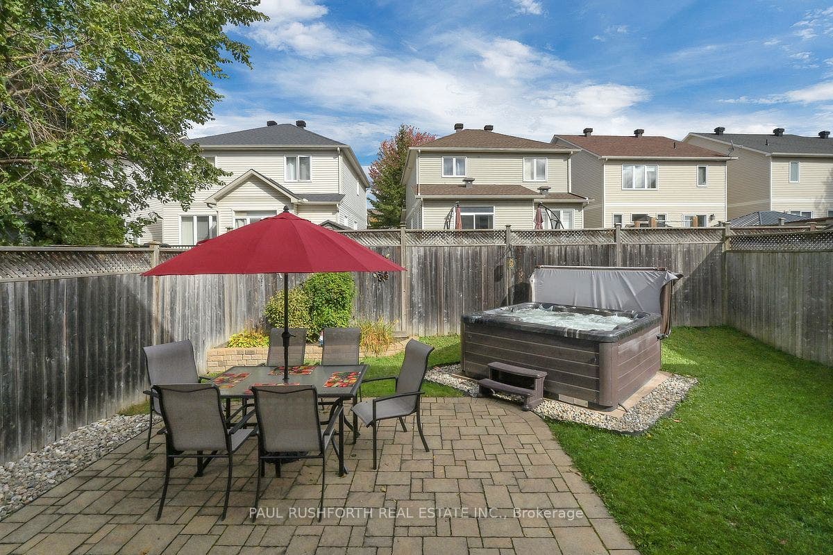 422 Claridge Drive, Barrhaven, Ottawa ON K2J 4Z6 Backyard