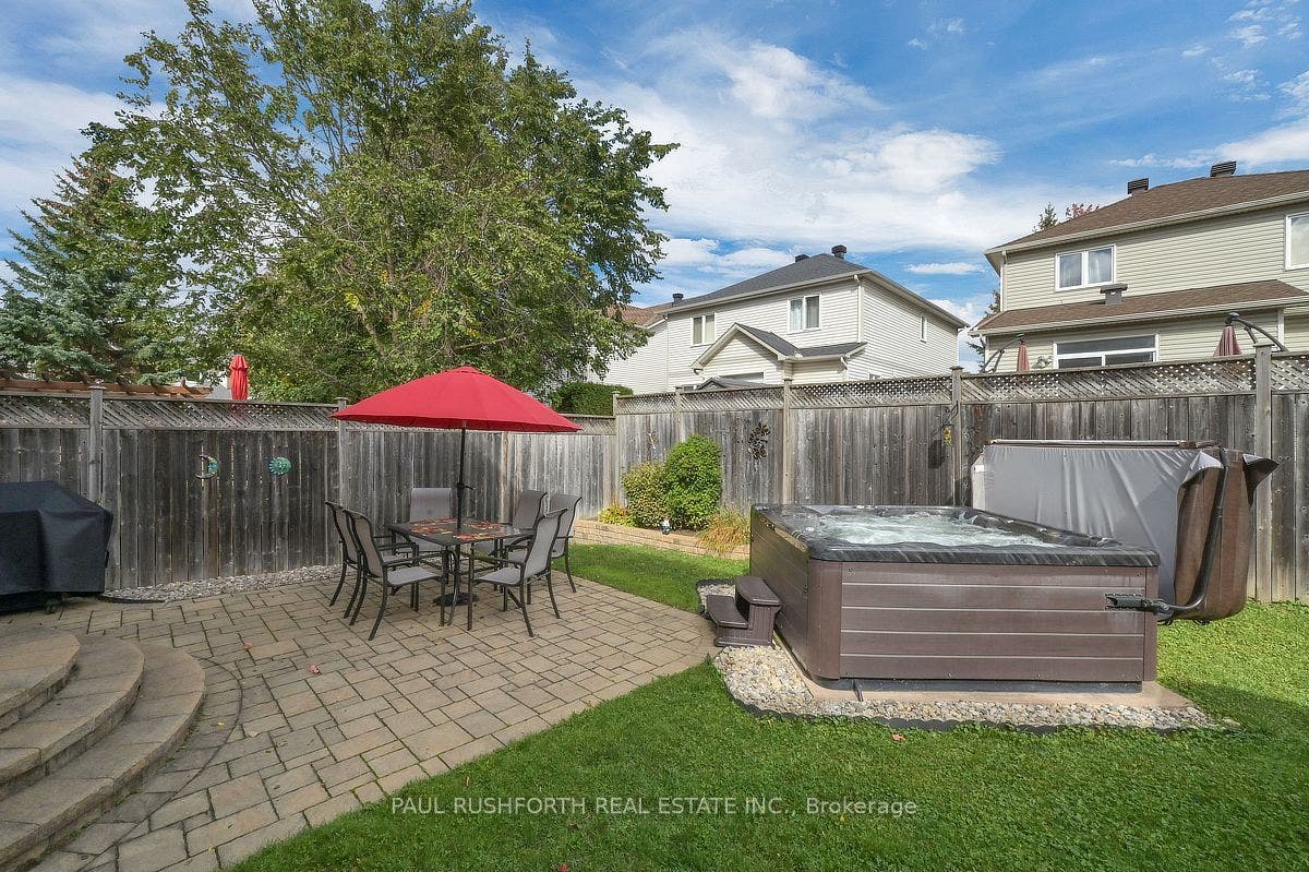 422 Claridge Drive, Barrhaven, Ottawa ON K2J 4Z6 Backyard