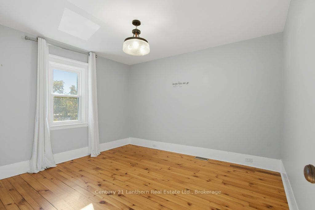 320 Grand Road, Trent Hills, Northumberland ON K0L 1L0 Primary Bedroom