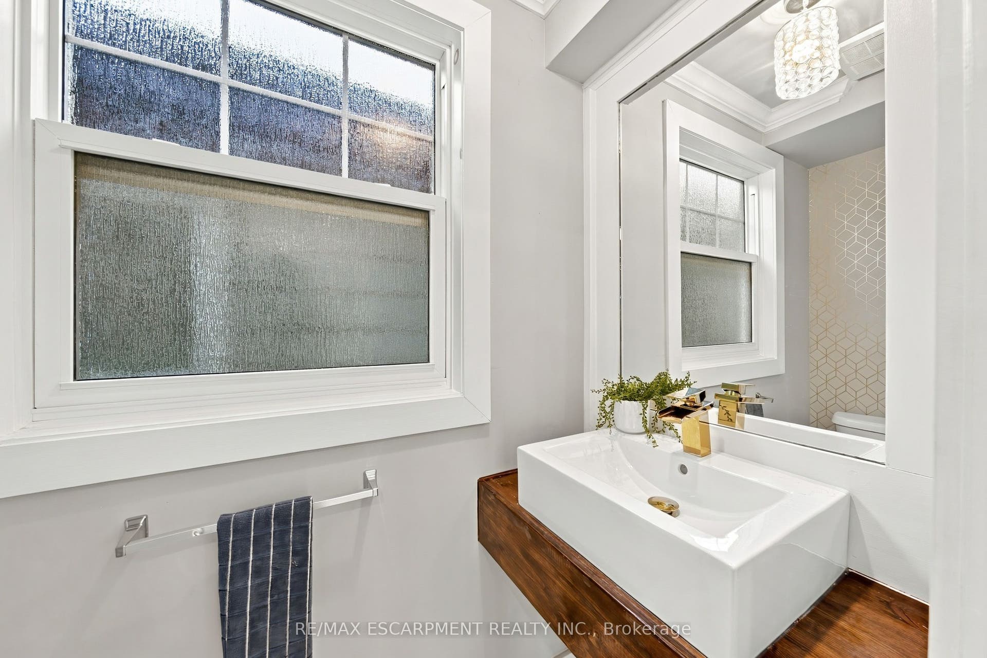 2 piece bath