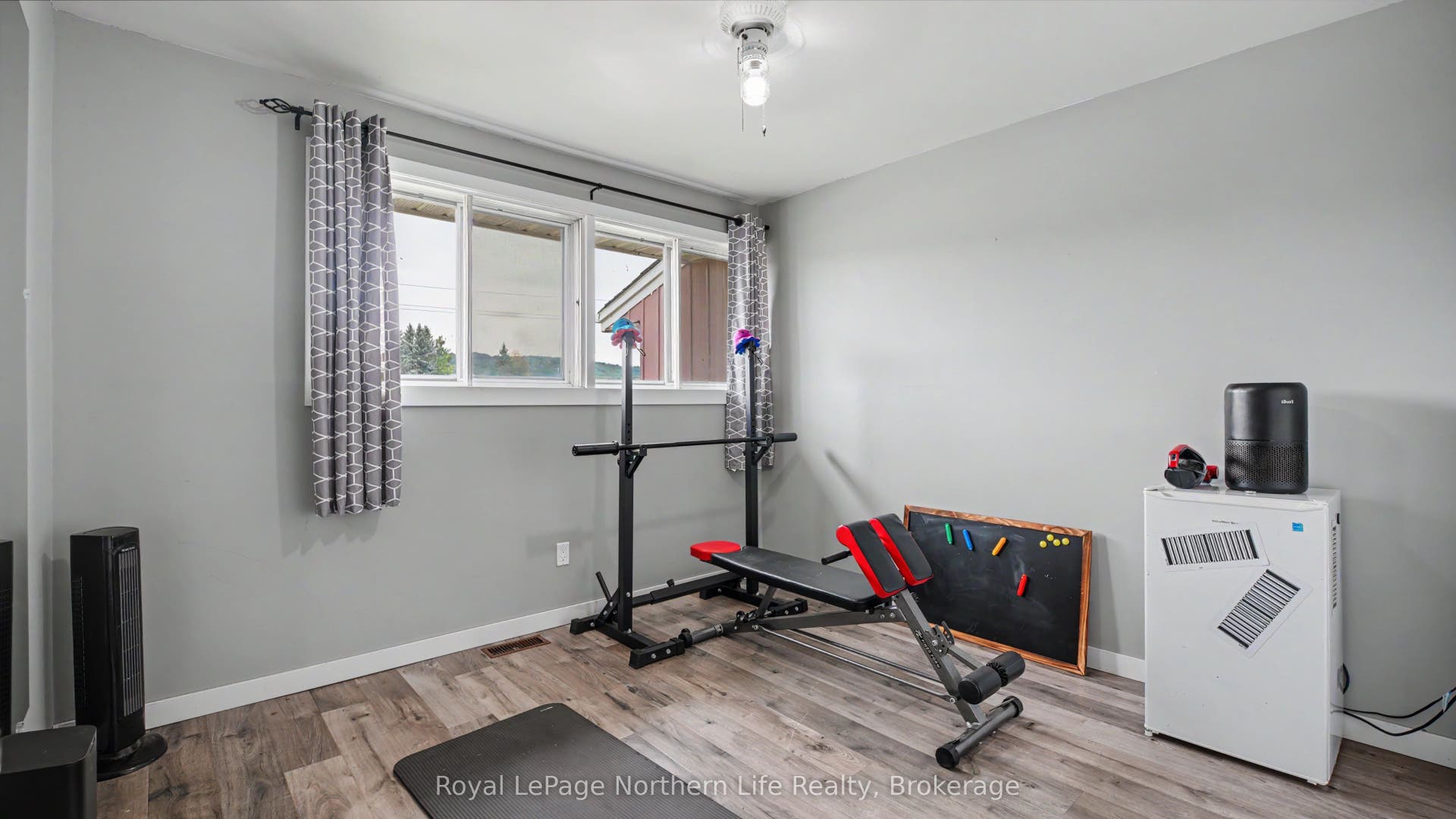 811 Tackaberry Drive, North Bay, Nipissing ON P1B 4R8