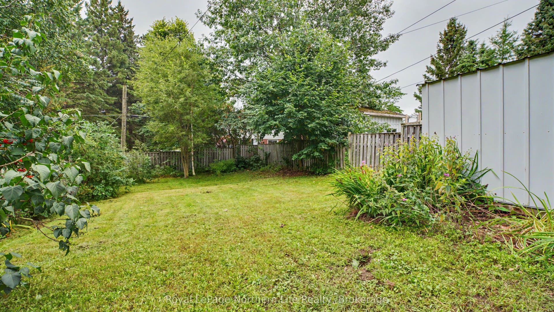 811 Tackaberry Drive, North Bay, Nipissing ON P1B 4R8