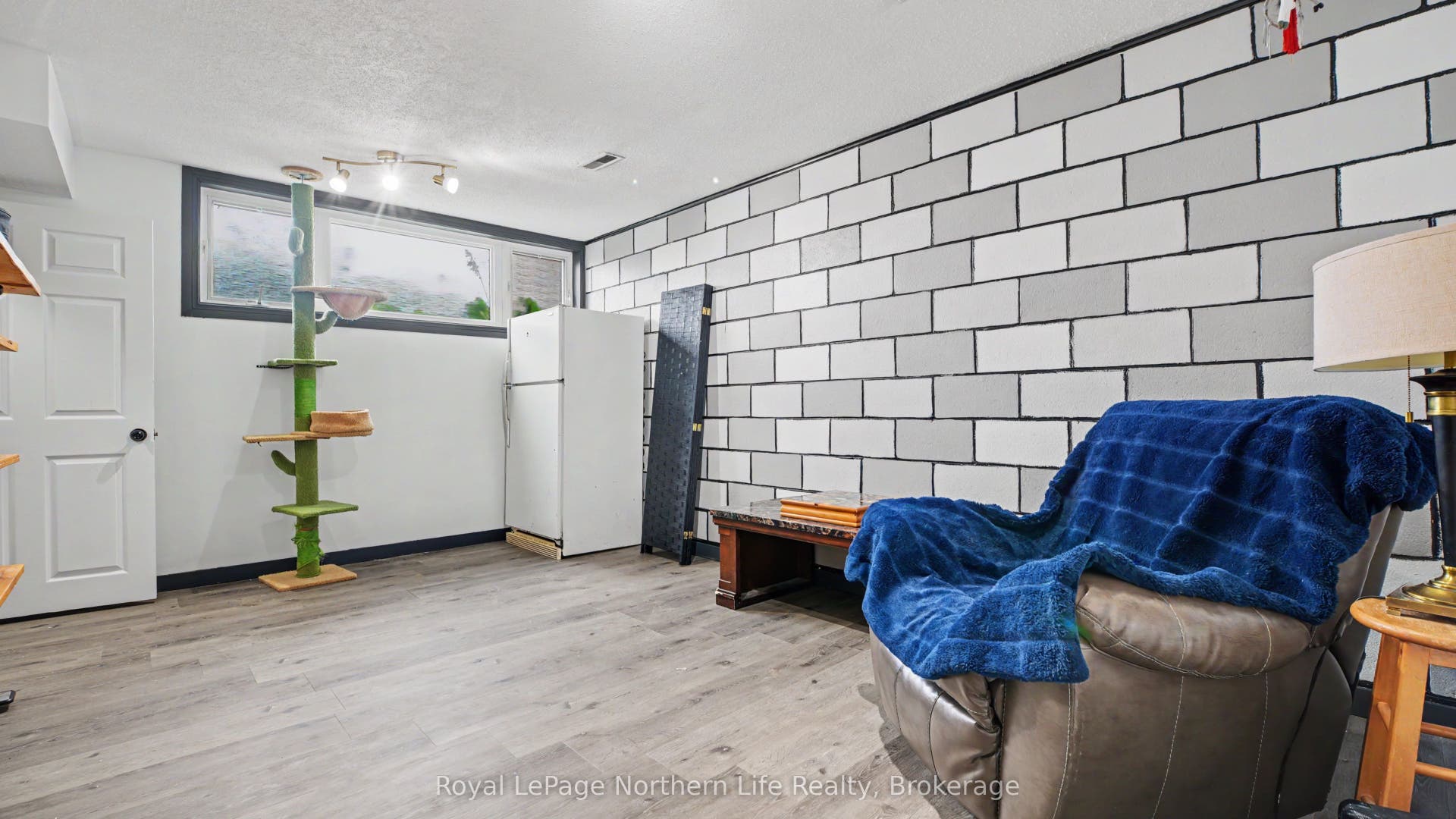 811 Tackaberry Drive, North Bay, Nipissing ON P1B 4R8