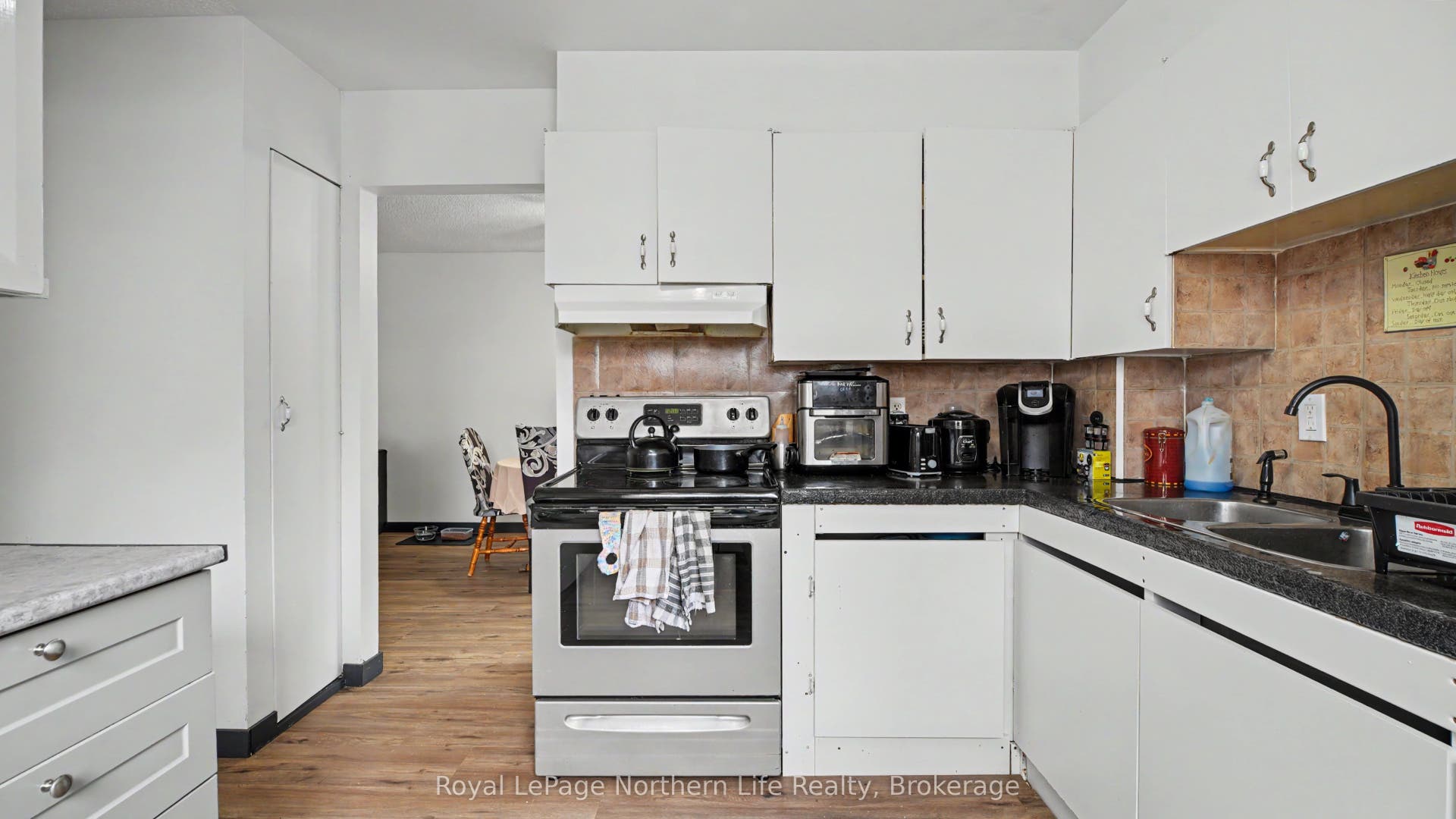 811 Tackaberry Drive, North Bay, Nipissing ON P1B 4R8