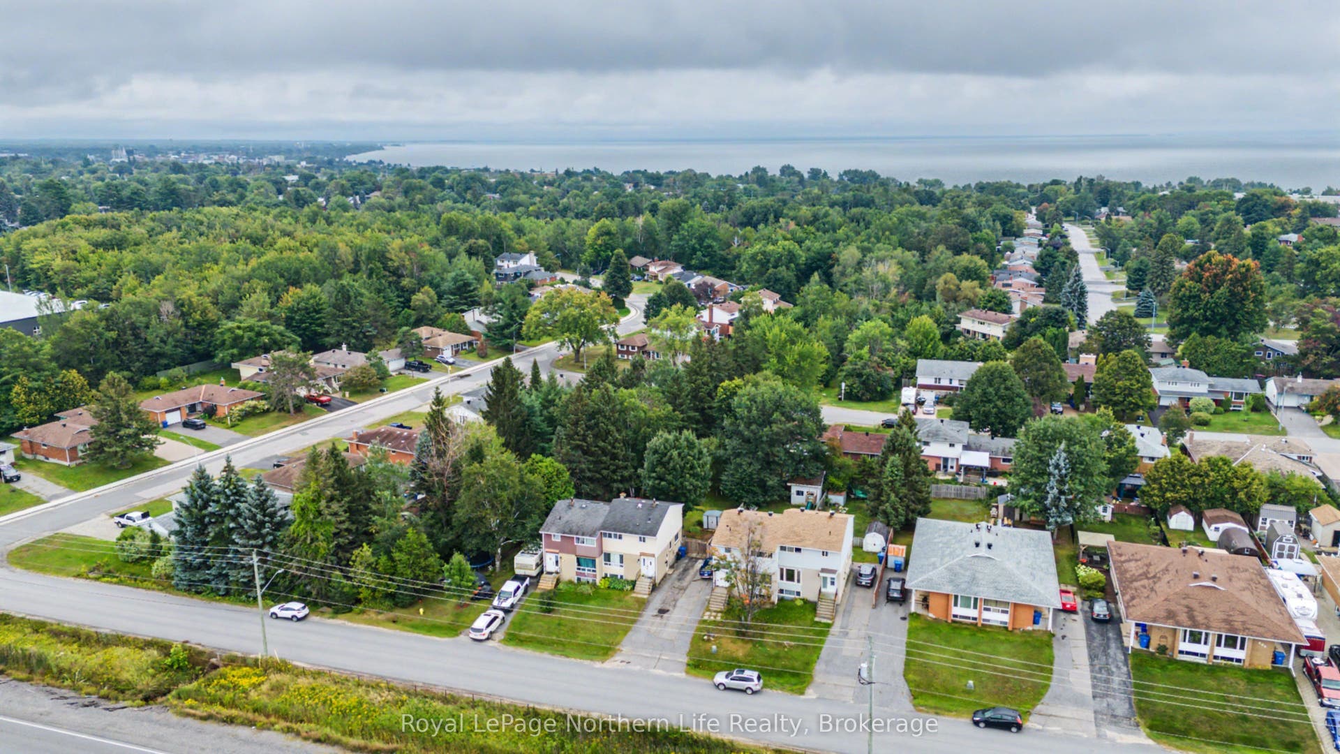 811 Tackaberry Drive, North Bay, Nipissing ON P1B 4R8