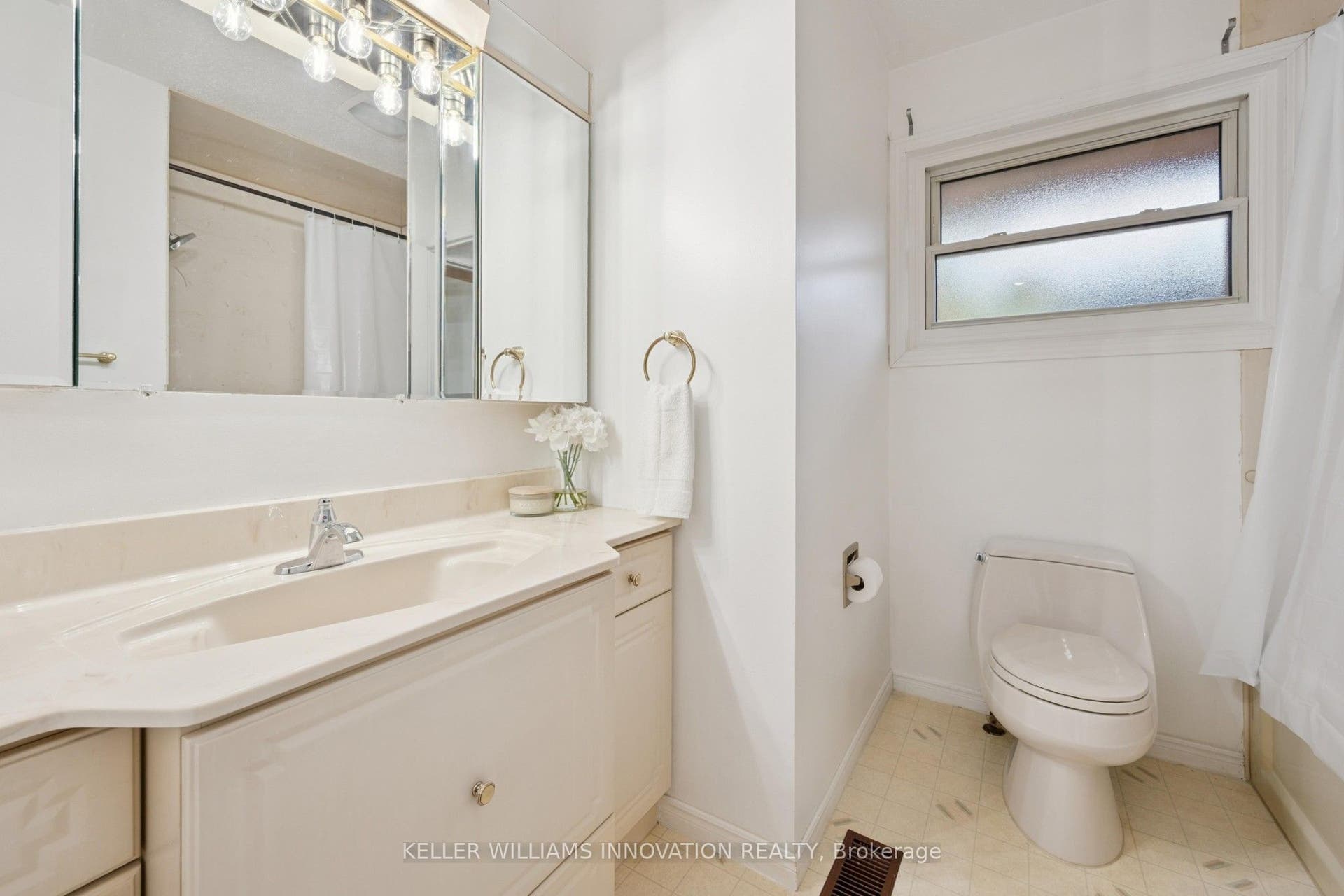 128 Briar Knoll Drive, Kitchener, Waterloo ON N2E 2B8