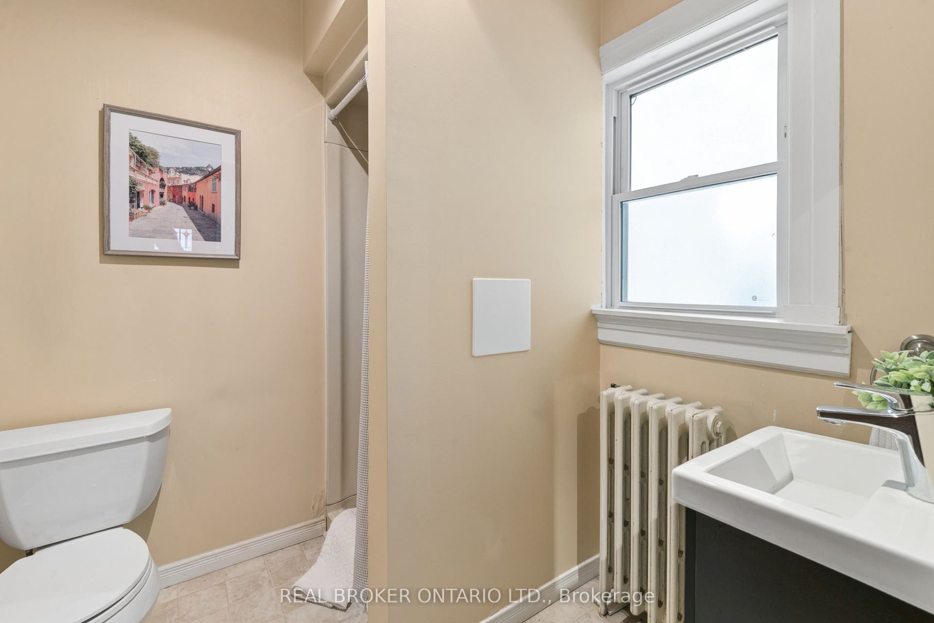 148 Lydia Street, Kitchener, Waterloo ON N2H 1V8