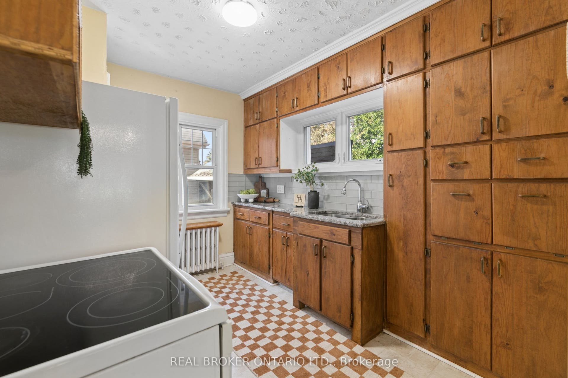 148 Lydia Street, Kitchener, Waterloo ON N2H 1V8