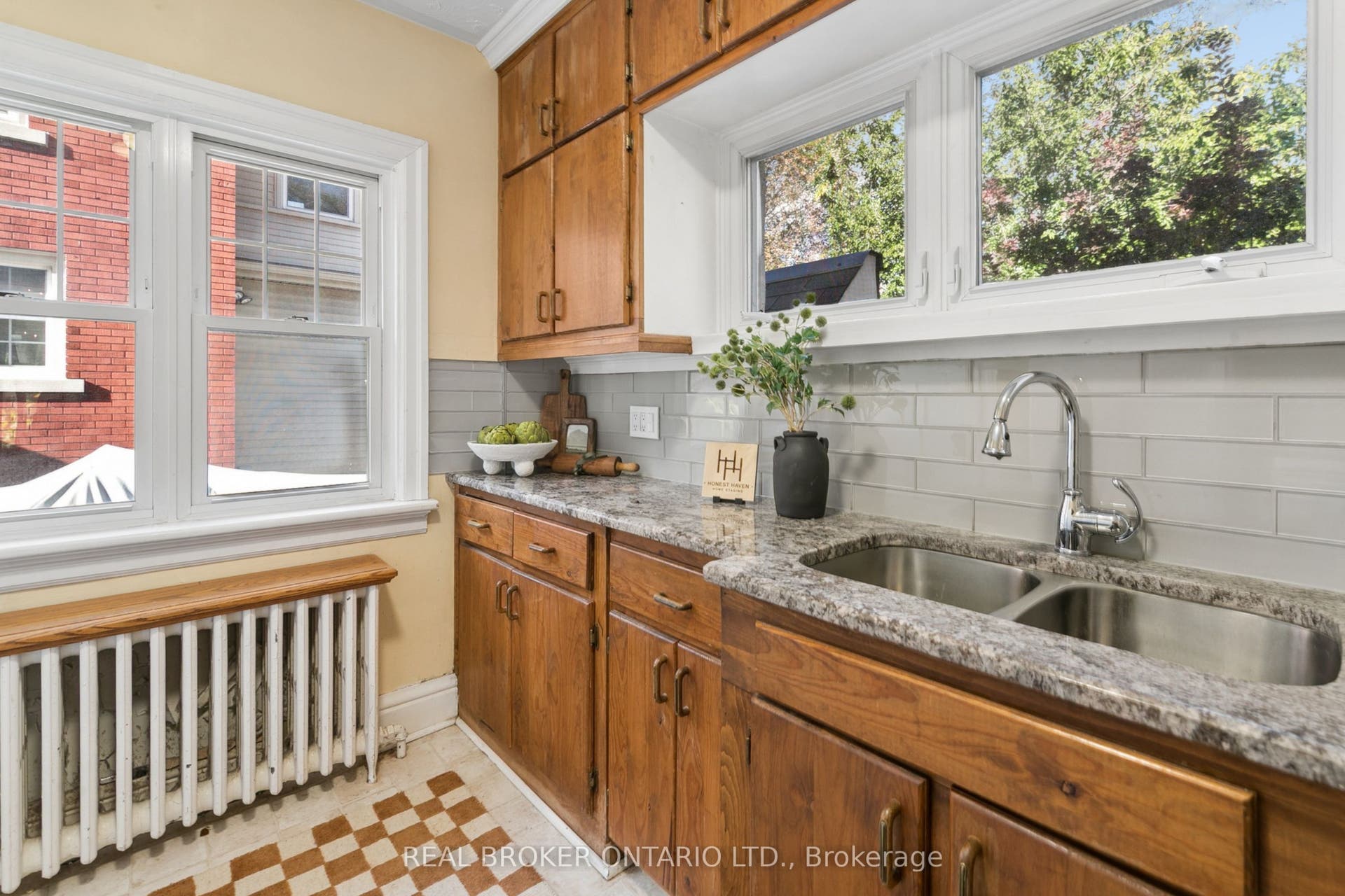 148 Lydia Street, Kitchener, Waterloo ON N2H 1V8