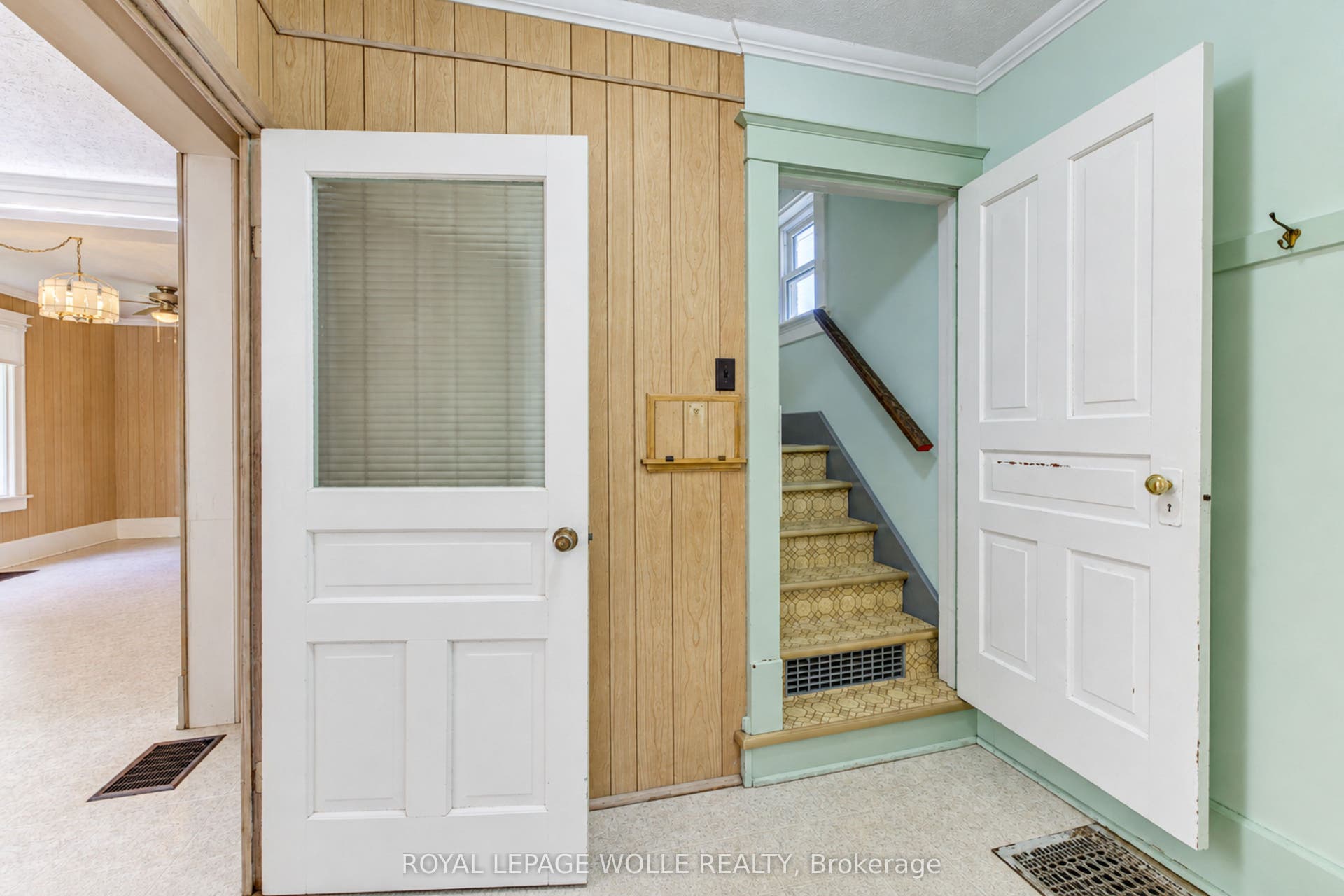4 James Street, Woolwich, Waterloo ON N3B 1L5