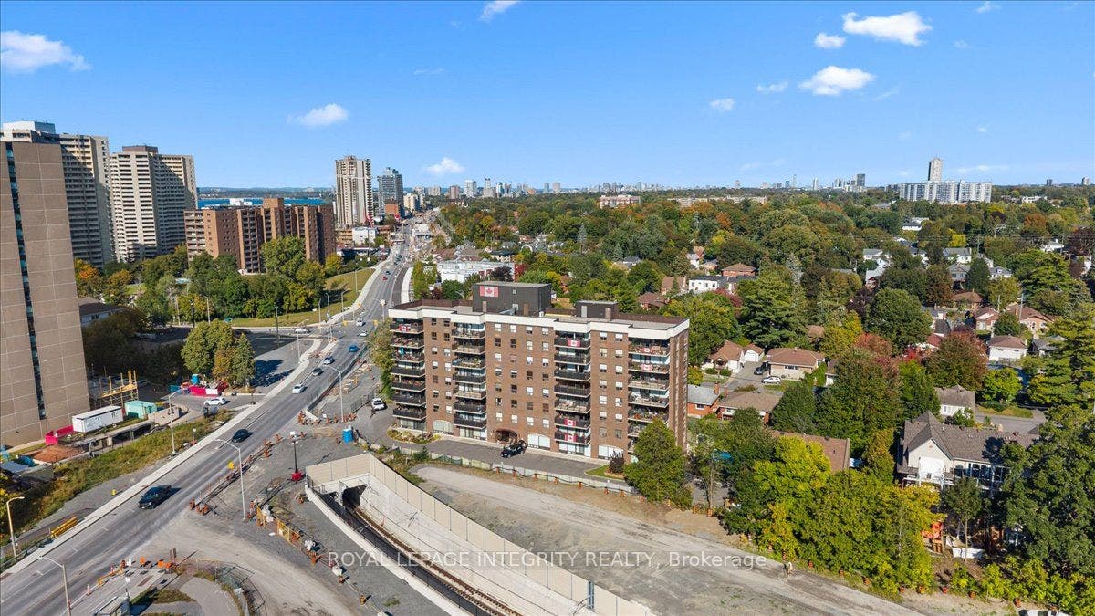 1190 Richmond Road, #703, Woodroffe, Ottawa ON K2B 8J3