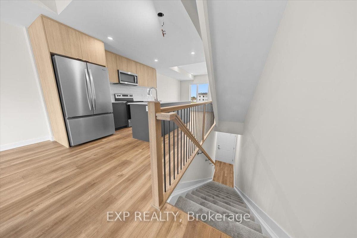 209 Antelope Private, Kanata, Ottawa ON K2W 0C7 209 Antelope Private, Kanata, Ottawa ON K2W 0C7