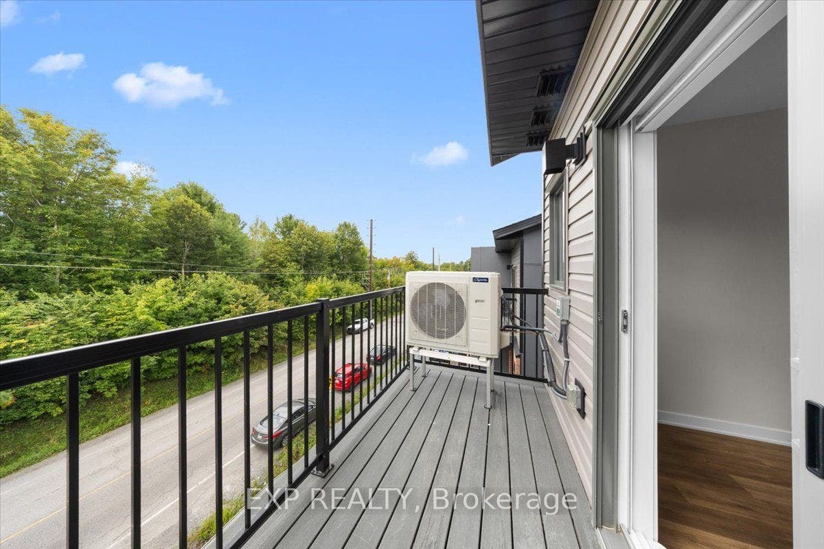 209 Antelope Private, Kanata, Ottawa ON K2W 0C7 209 Antelope Private, Kanata, Ottawa ON K2W 0C7