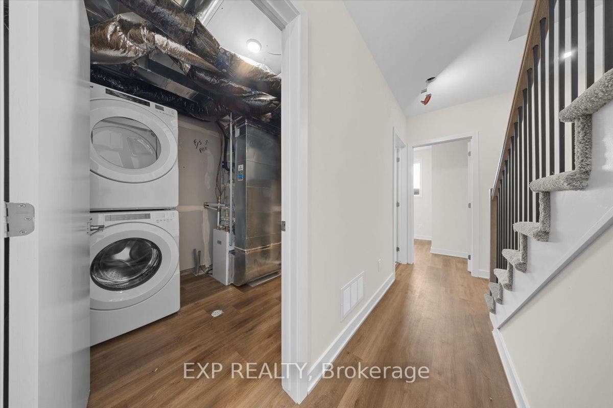221 Antelope Private, Kanata, Ottawa ON K2W 0C7 221 Antelope Private, Kanata, Ottawa ON K2W 0C7