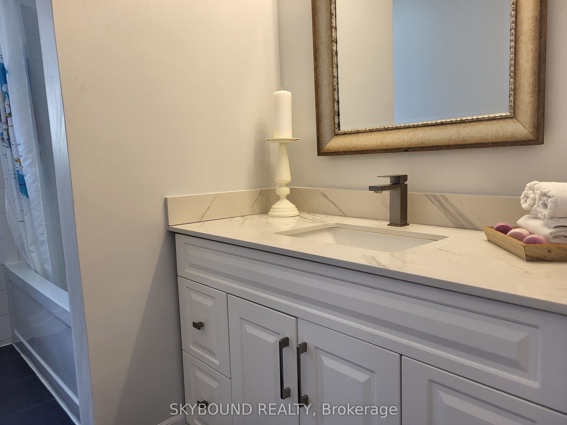 344 Watervale Crescent, Kitchener, Waterloo ON N2A 0G1