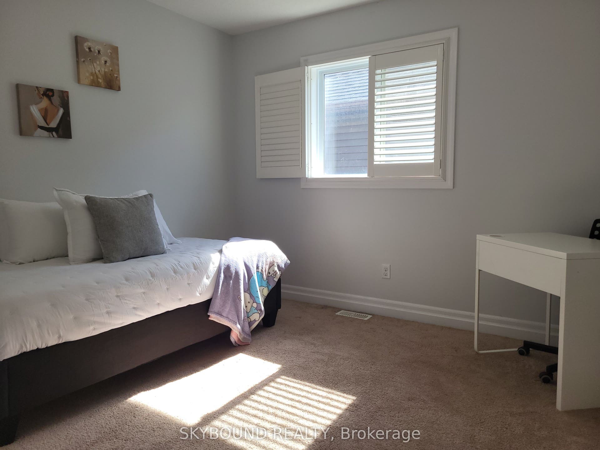 344 Watervale Crescent, Kitchener, Waterloo ON N2A 0G1