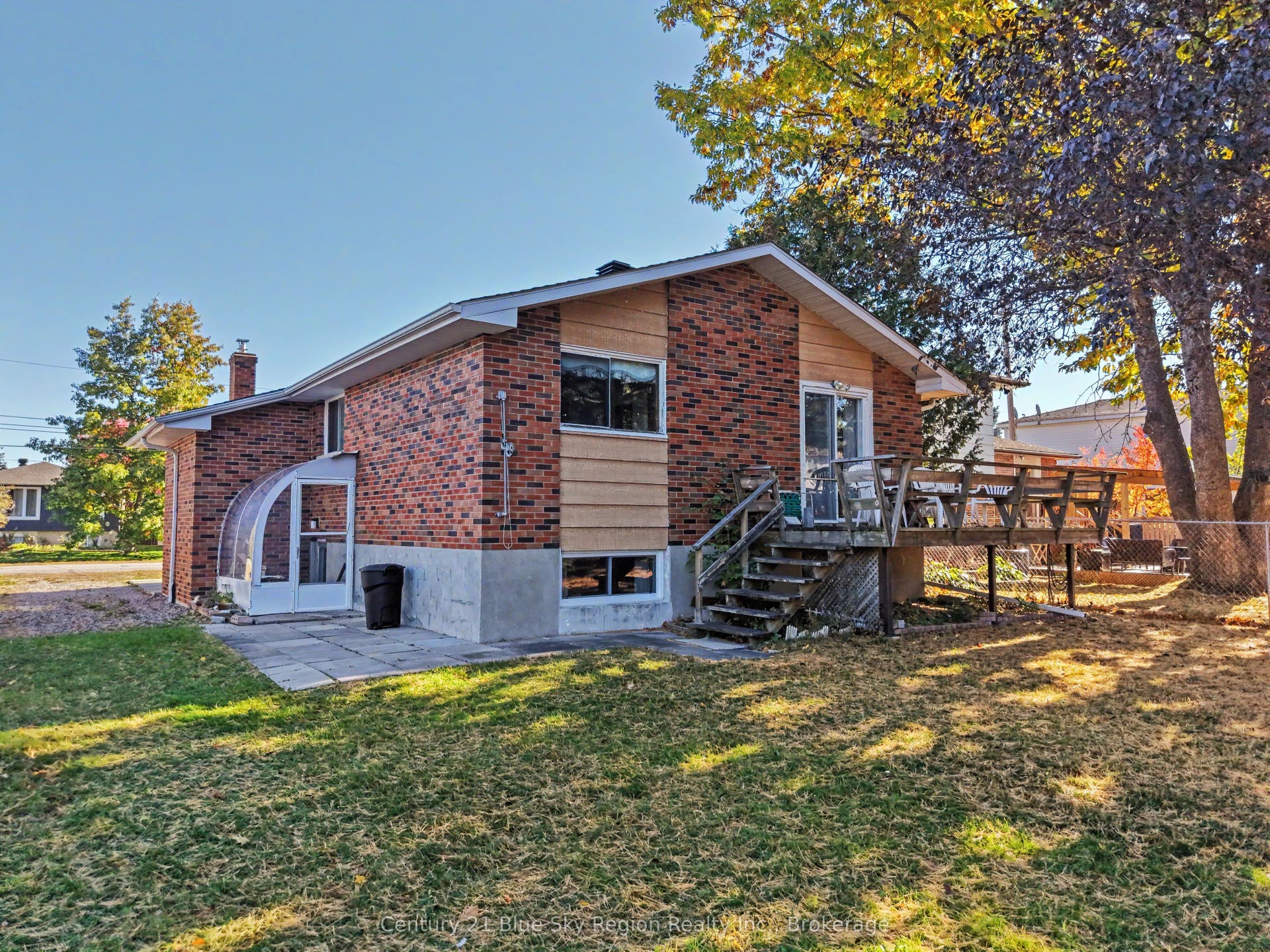 29 Beaver Crescent, North Bay, Nipissing ON P1A 3N1