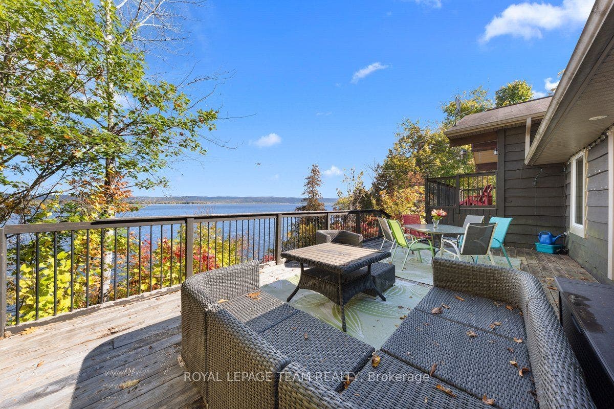 4980 Opeongo Road, Constance Bay - Dunrobin - Kilmaurs - Woodlawn, Ottawa ON K0A 3M0 View off main level deck