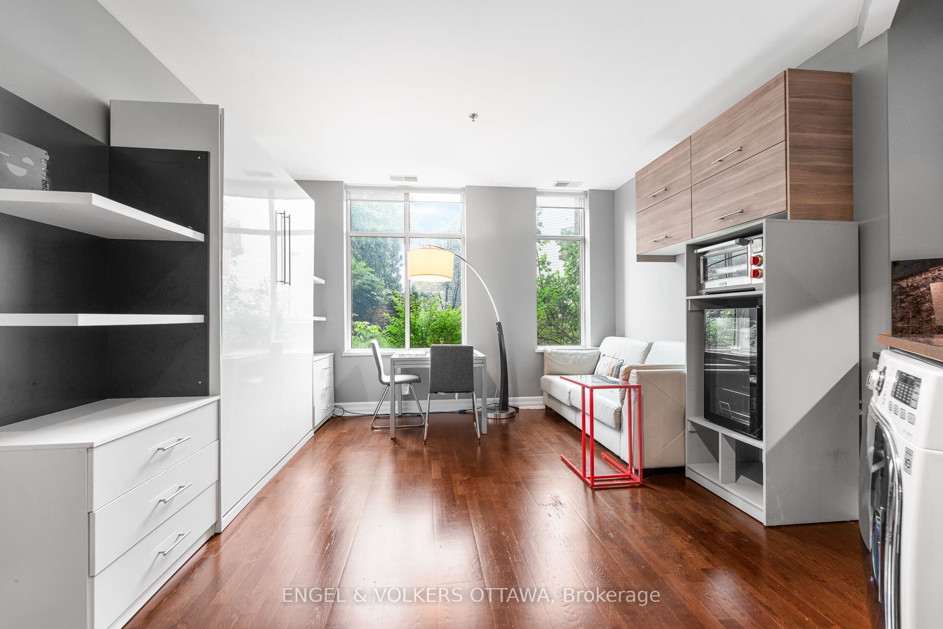 320 Mcleod Street, #102, Ottawa Centre, Ottawa ON K2P 1A3
