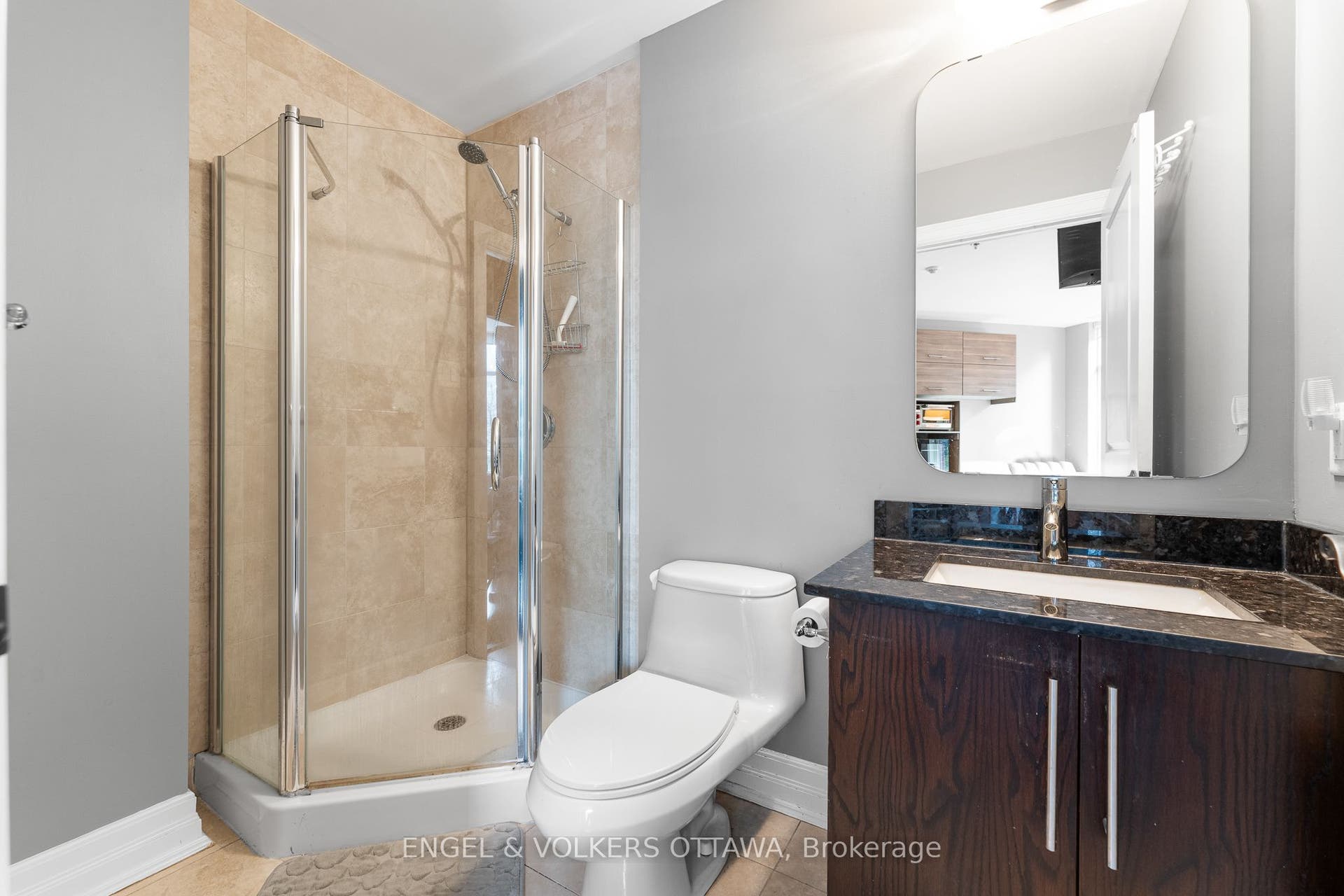 320 Mcleod Street, #102, Ottawa Centre, Ottawa ON K2P 1A3
