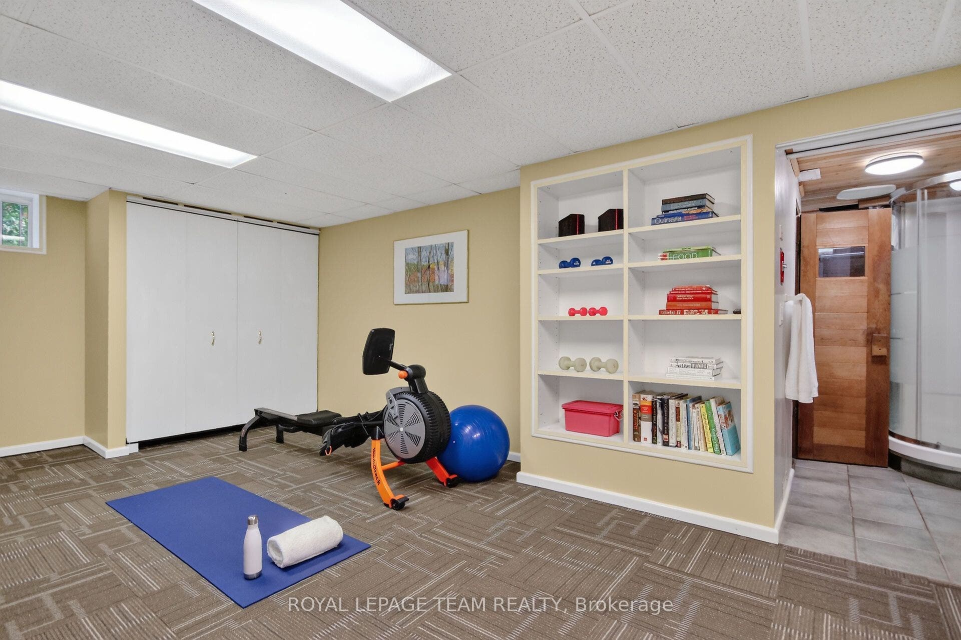 20 Gervin Street, Tanglewood - Grenfell Glen - Pineglen, Ottawa ON K2G 0J8