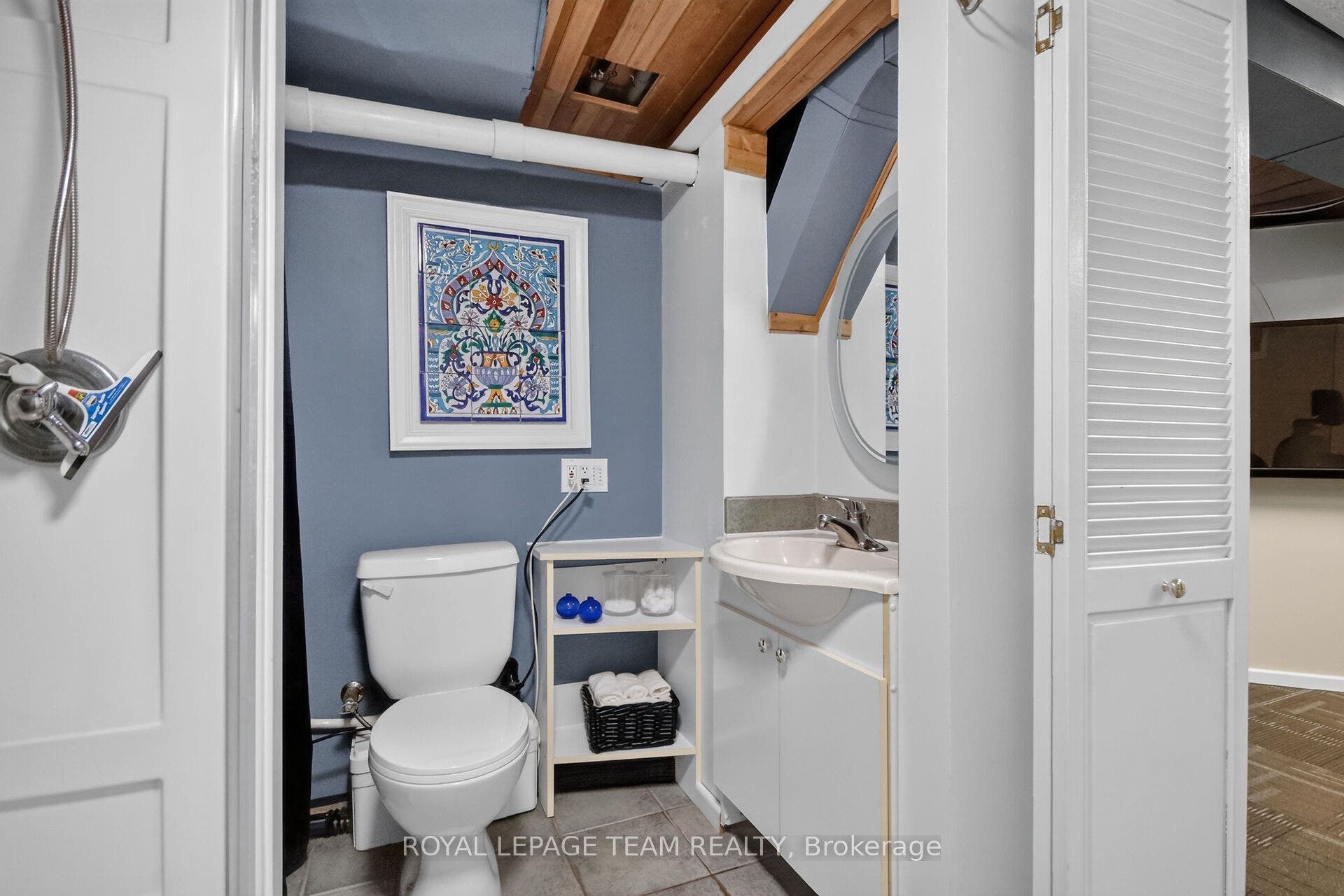 20 Gervin Street, Tanglewood - Grenfell Glen - Pineglen, Ottawa ON K2G 0J8