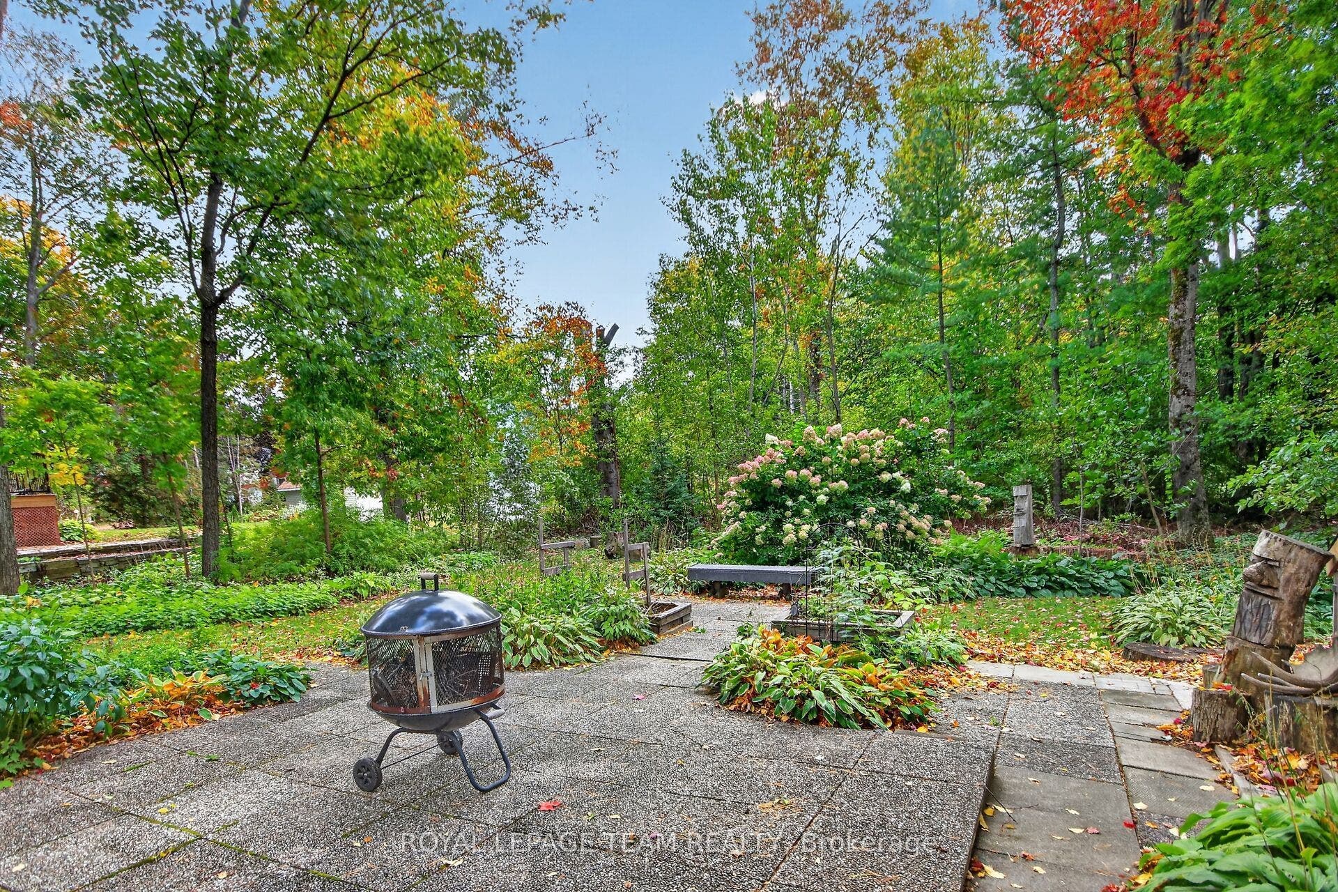 20 Gervin Street, Tanglewood - Grenfell Glen - Pineglen, Ottawa ON K2G 0J8