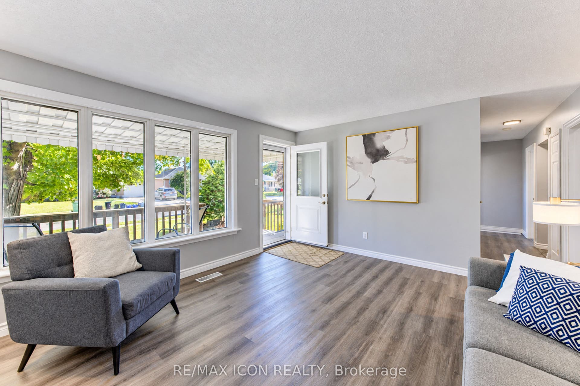 64 Lowrey Avenue S, Cambridge, Waterloo ON N1R 4Z8 64 Lowrey Avenue S, Cambridge, Waterloo ON N1R 4Z8