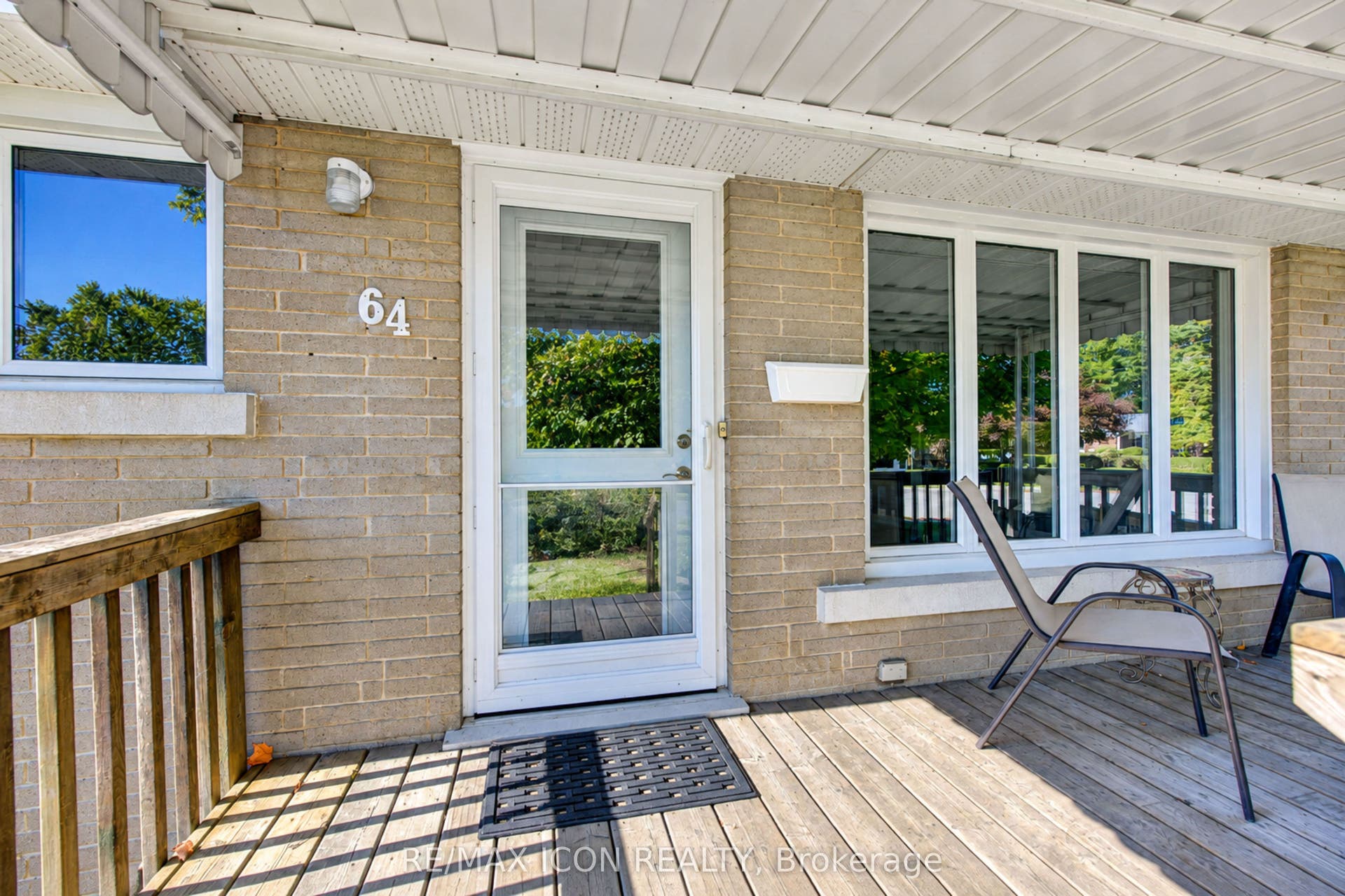 64 Lowrey Avenue S, Cambridge, Waterloo ON N1R 4Z8 64 Lowrey Avenue S, Cambridge, Waterloo ON N1R 4Z8