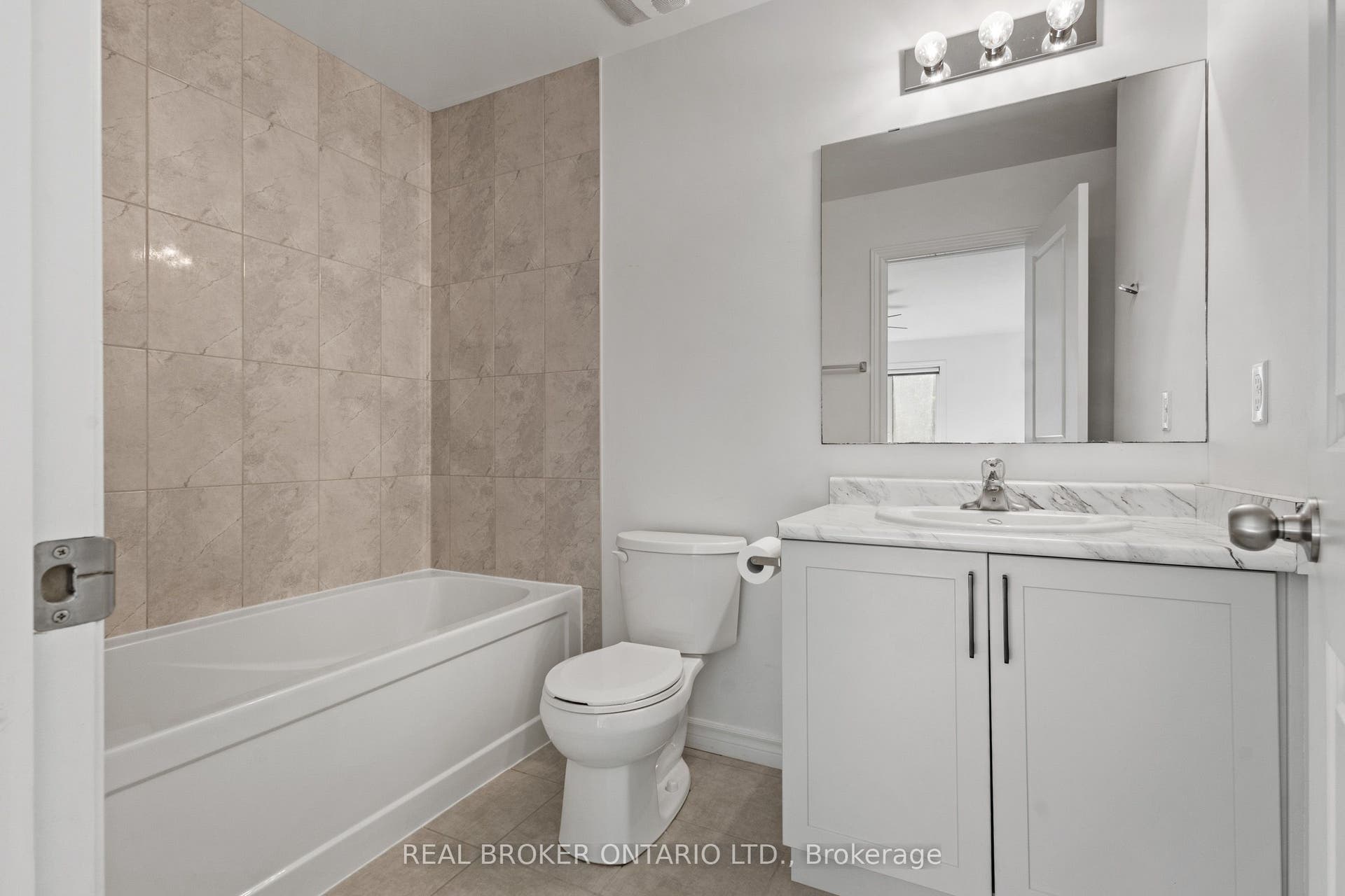 91 Woodedge Circle, Kitchener, Kitchener, Waterloo ON N2R 0P8 91 Woodedge Circle, Kitchener, Kitchener, Waterloo ON N2R 0P8