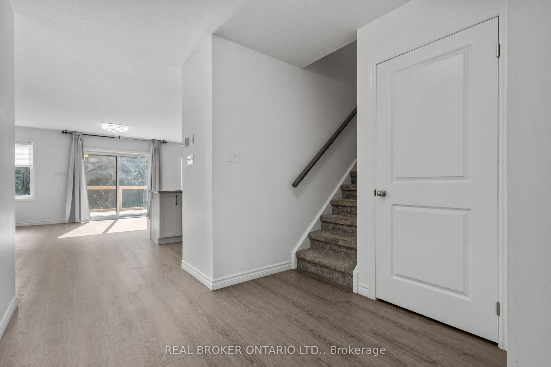 91 Woodedge Circle, Kitchener, Kitchener, Waterloo ON N2R 0P8 91 Woodedge Circle, Kitchener, Kitchener, Waterloo ON N2R 0P8