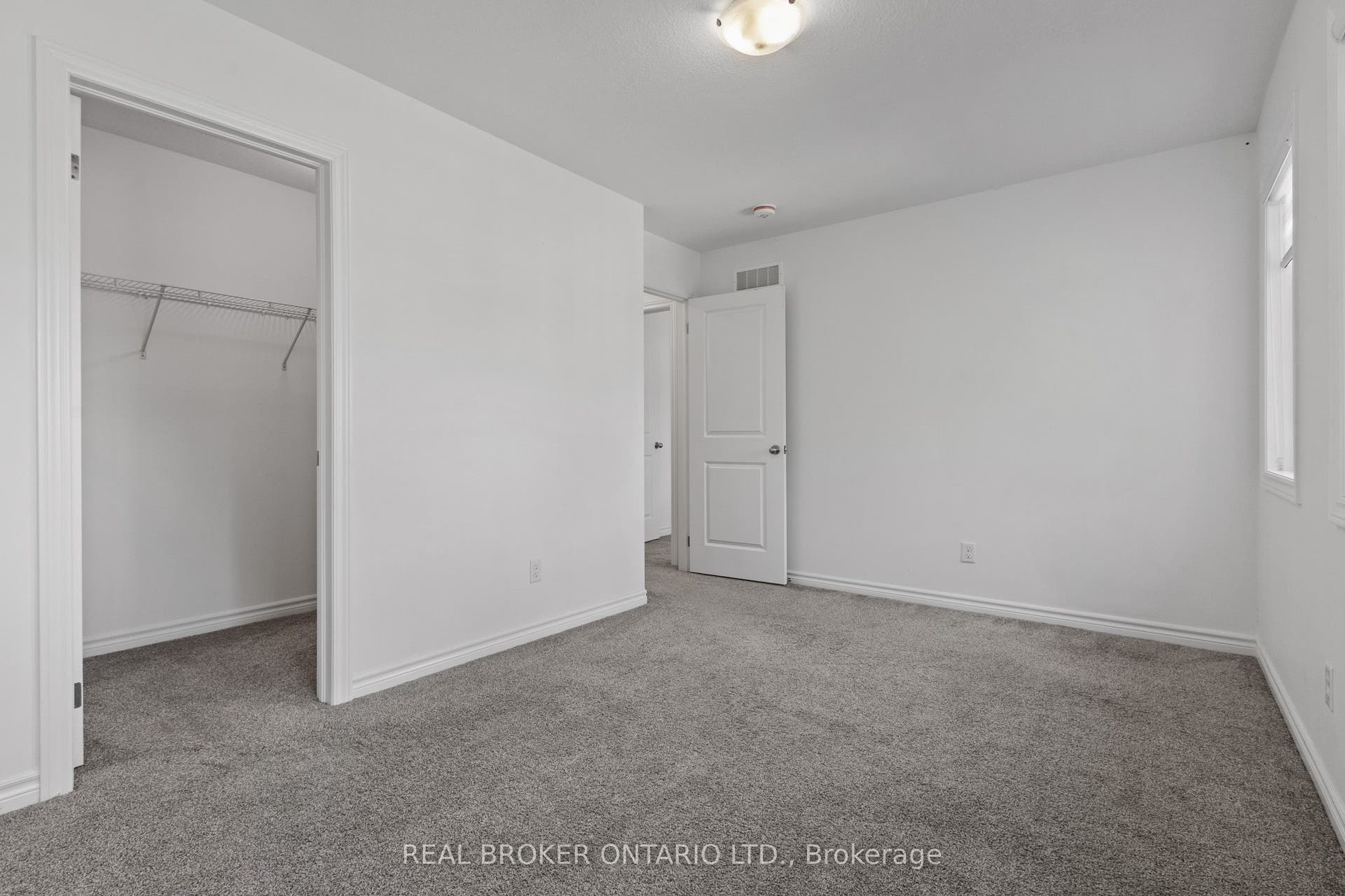 91 Woodedge Circle, Kitchener, Kitchener, Waterloo ON N2R 0P8 91 Woodedge Circle, Kitchener, Kitchener, Waterloo ON N2R 0P8