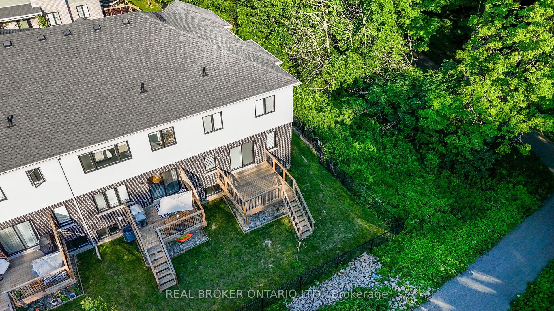 91 Woodedge Circle, Kitchener, Kitchener, Waterloo ON N2R 0P8 91 Woodedge Circle, Kitchener, Kitchener, Waterloo ON N2R 0P8