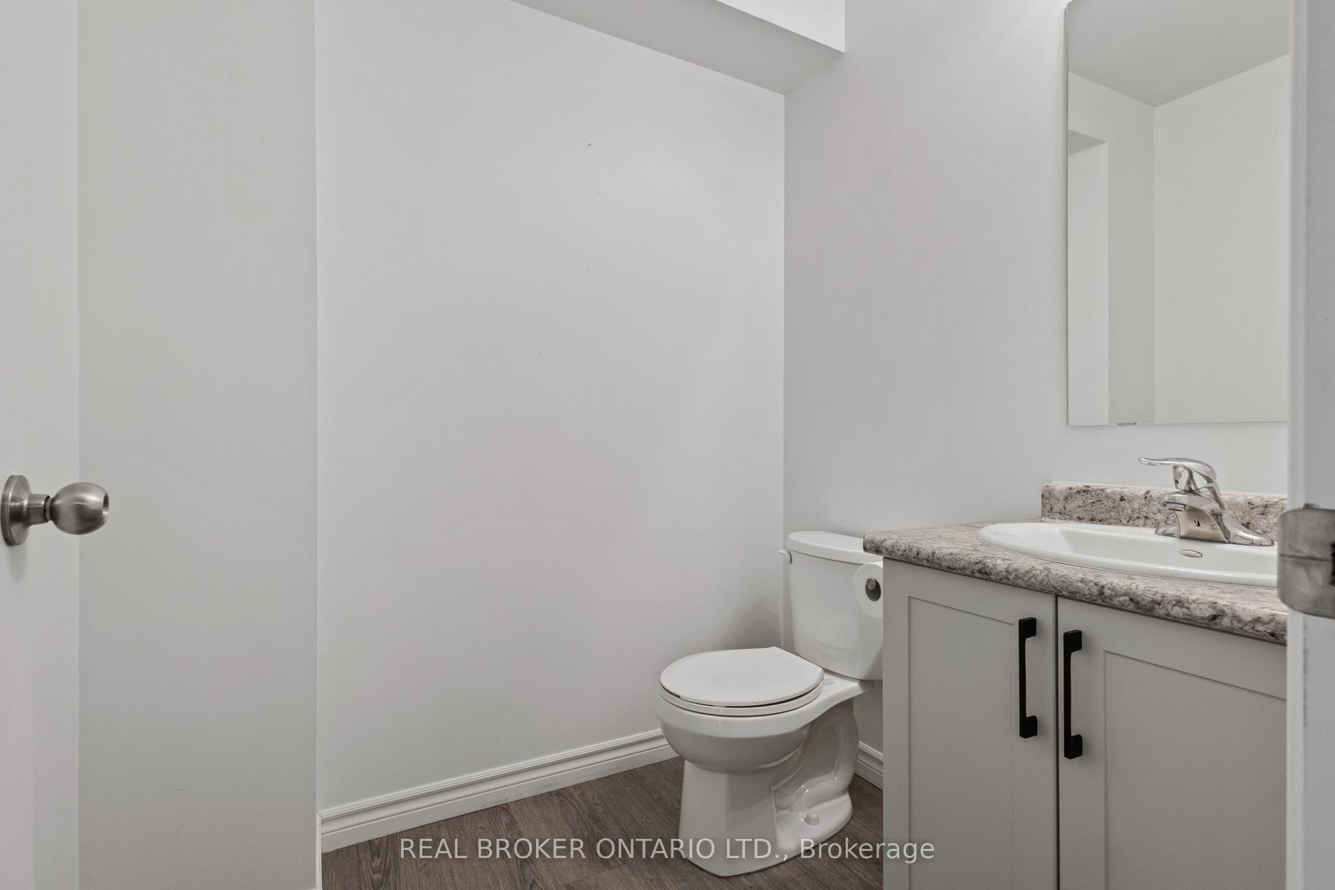 91 Woodedge Circle, Kitchener, Kitchener, Waterloo ON N2R 0P8 91 Woodedge Circle, Kitchener, Kitchener, Waterloo ON N2R 0P8