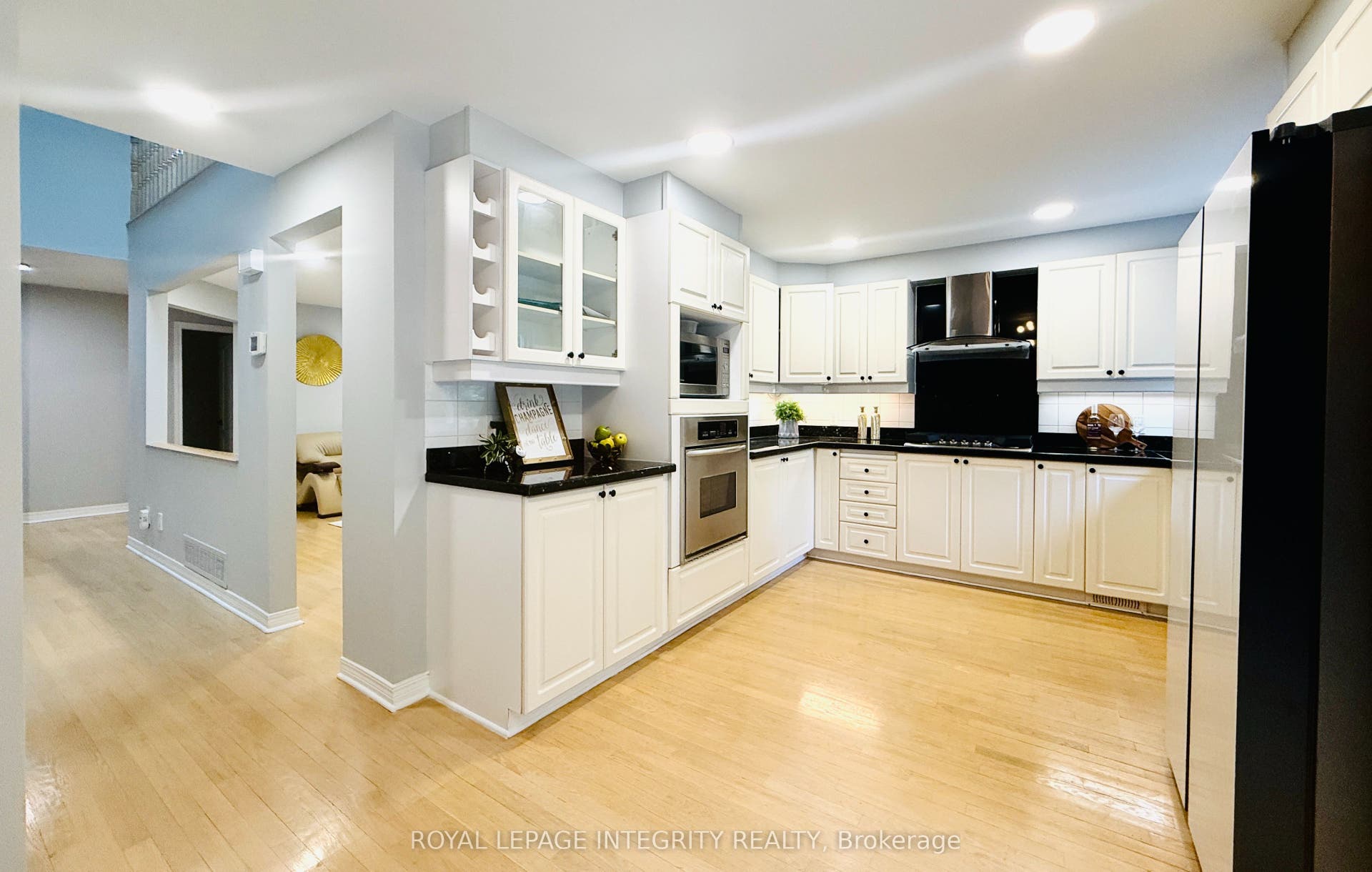 Kitchen - Main Floor