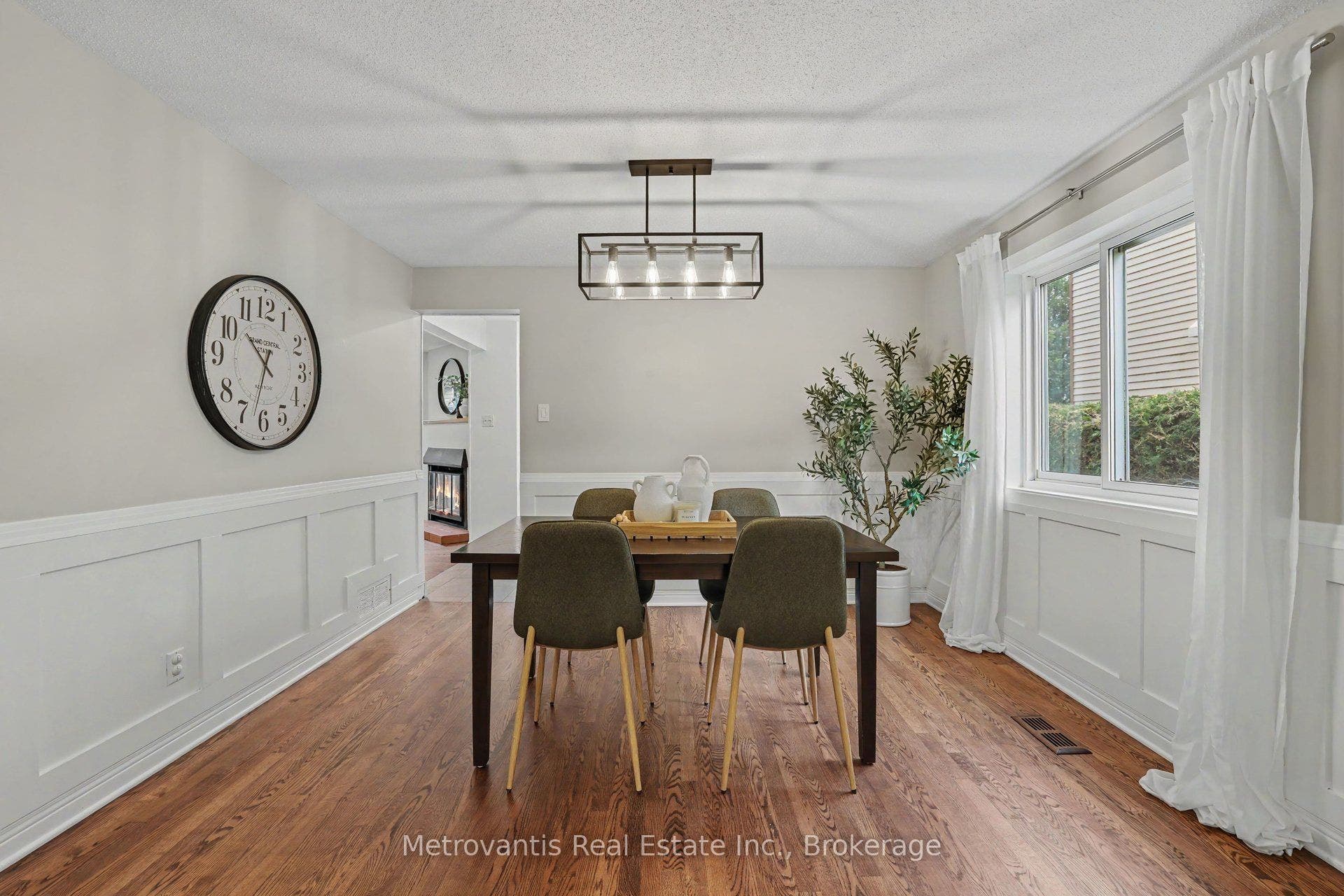 1614 Meadowfield Place, Orleans - Convent Glen And Area, Ottawa ON K1C 5V3 1614 Meadowfield Place, Orleans - Convent Glen And Area, Ottawa ON K1C 5V3
