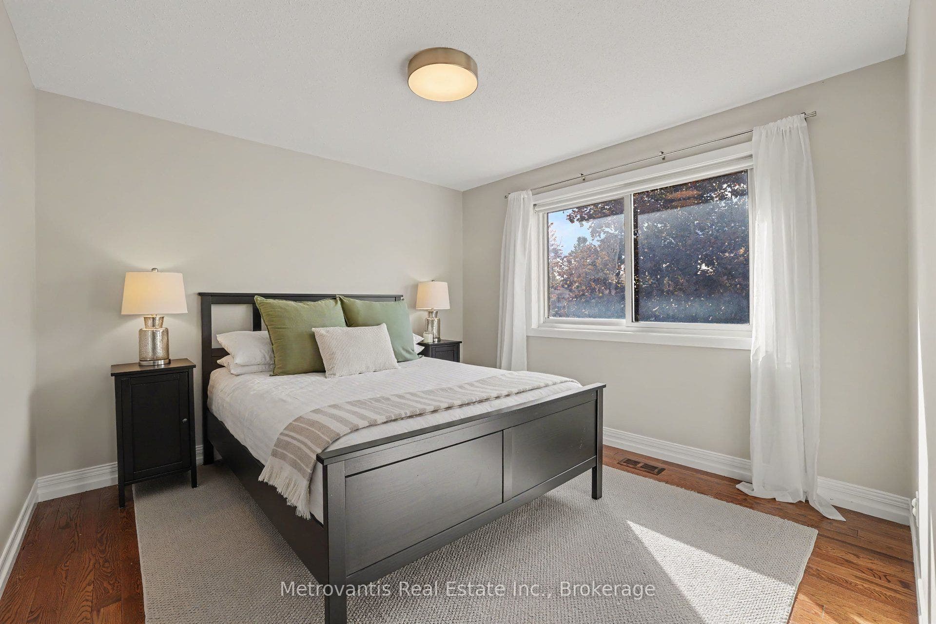 1614 Meadowfield Place, Orleans - Convent Glen And Area, Ottawa ON K1C 5V3 1614 Meadowfield Place, Orleans - Convent Glen And Area, Ottawa ON K1C 5V3