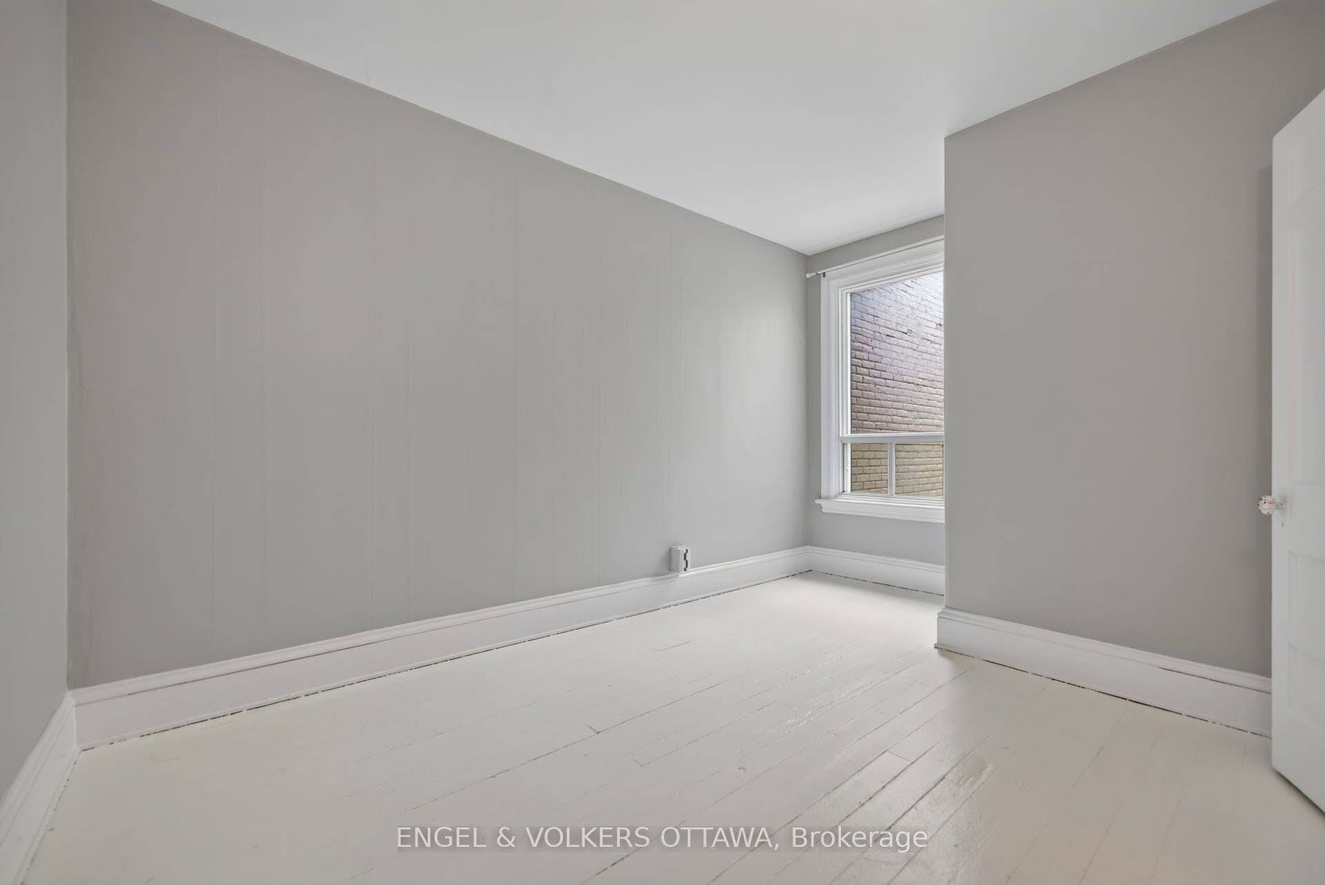 75 Eccles Street, West Centre Town, Ottawa ON K1R 6S5